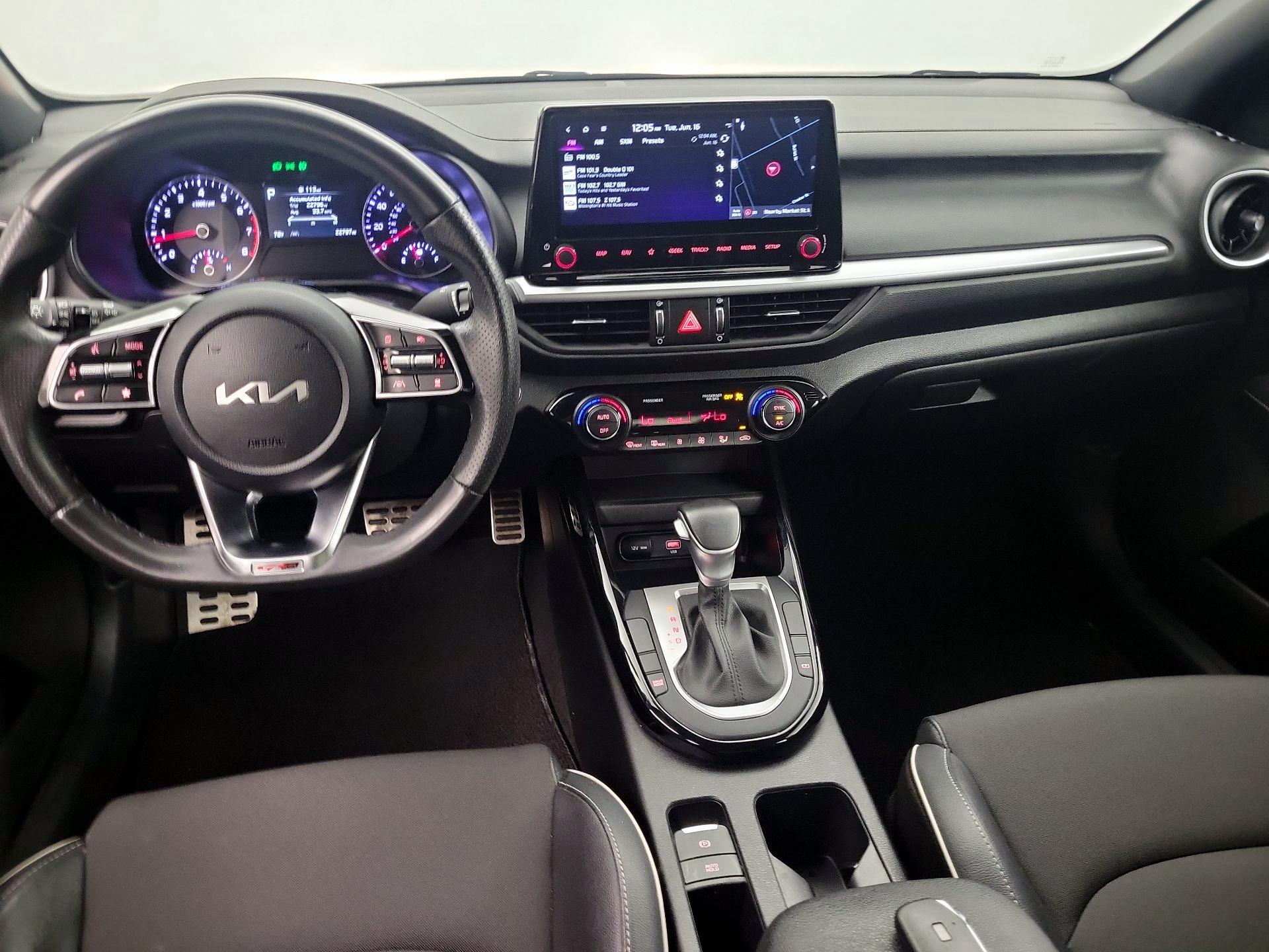 Thumbnail: 2024 Kia Forte - 9