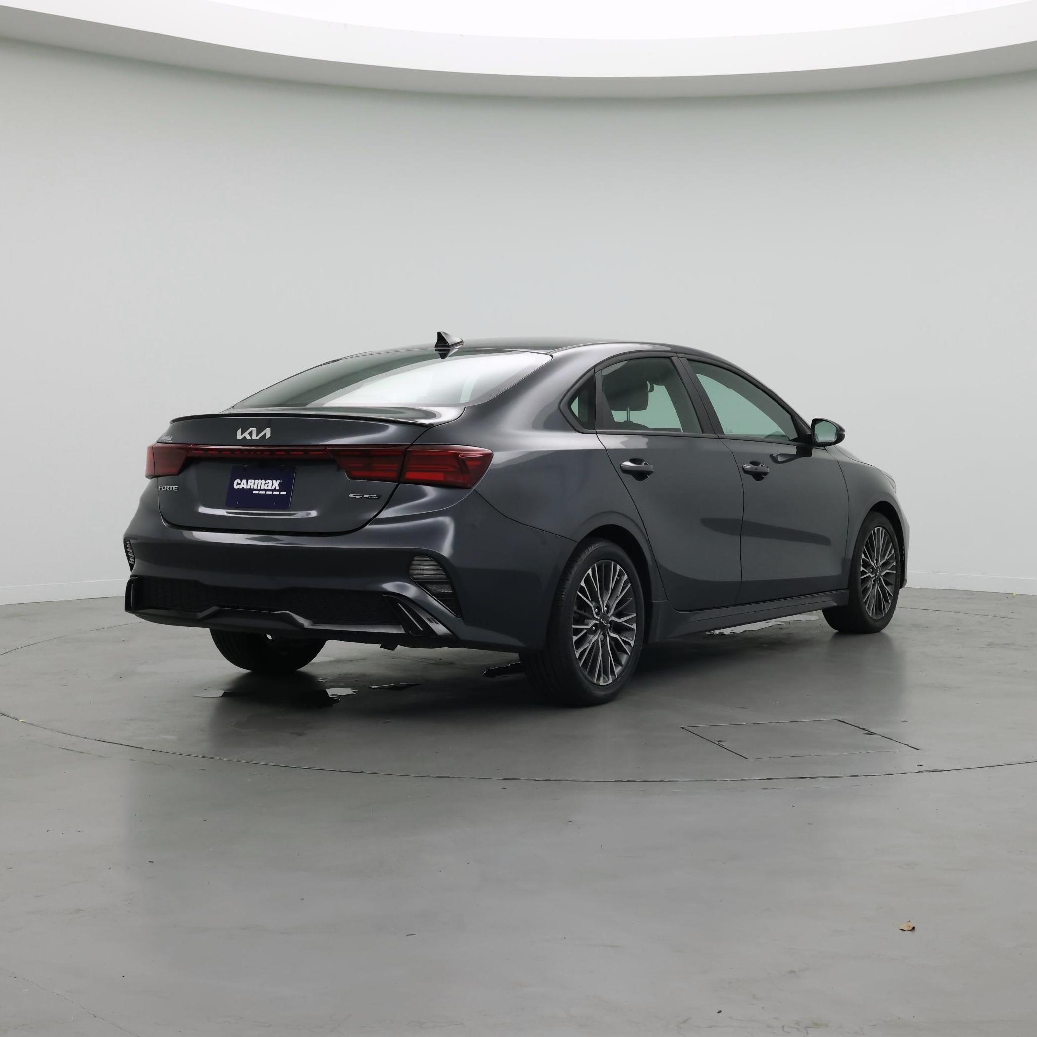 Thumbnail: 2024 Kia Forte - 8
