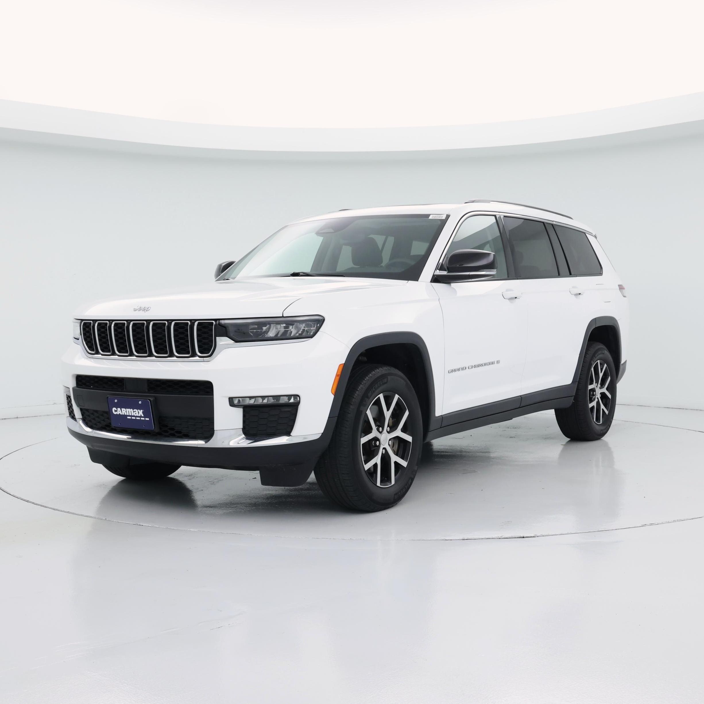 Thumbnail: 2023 Jeep Grand Cherokee L - 4
