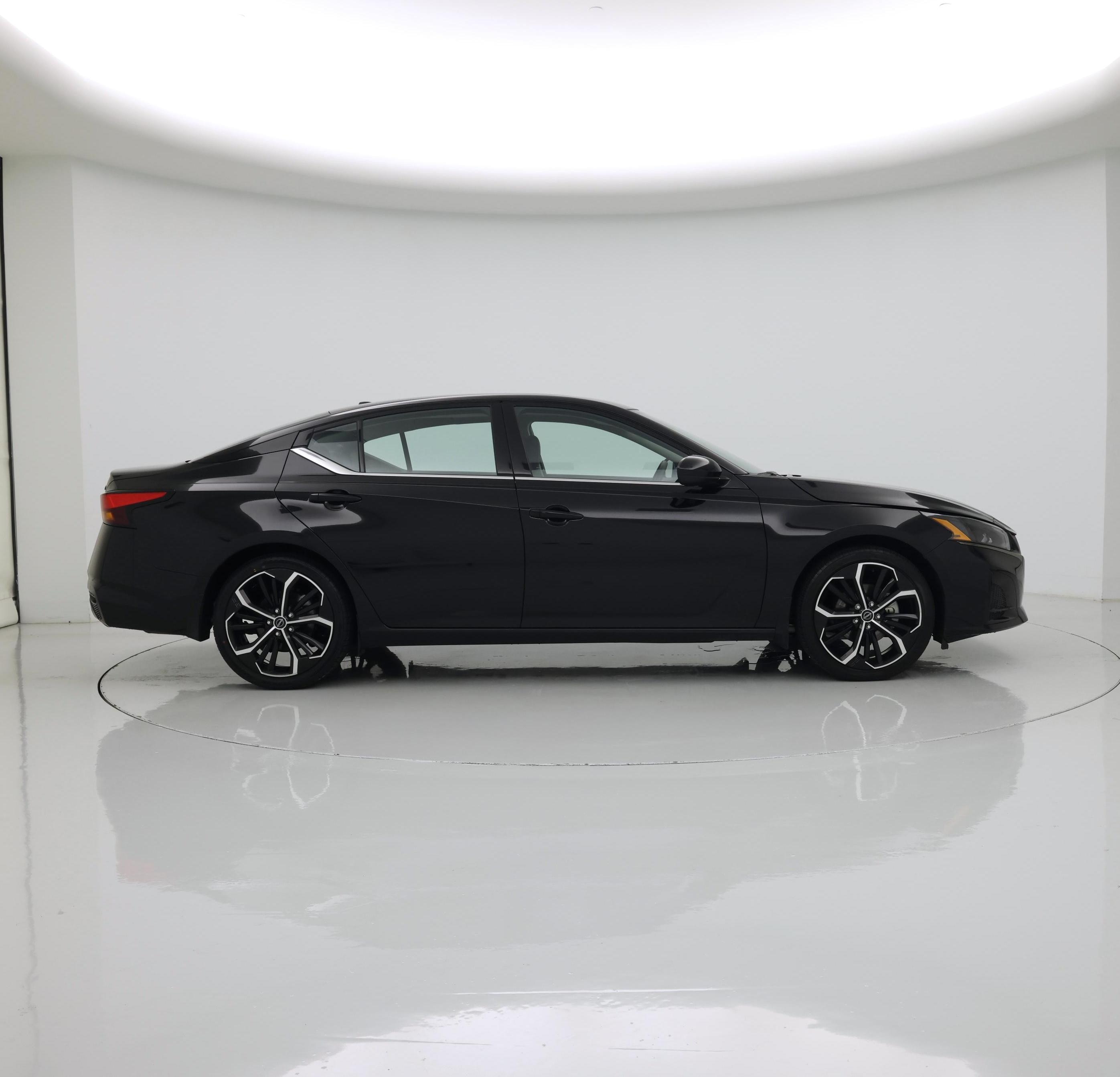 Thumbnail: 2024 Nissan Altima - 7