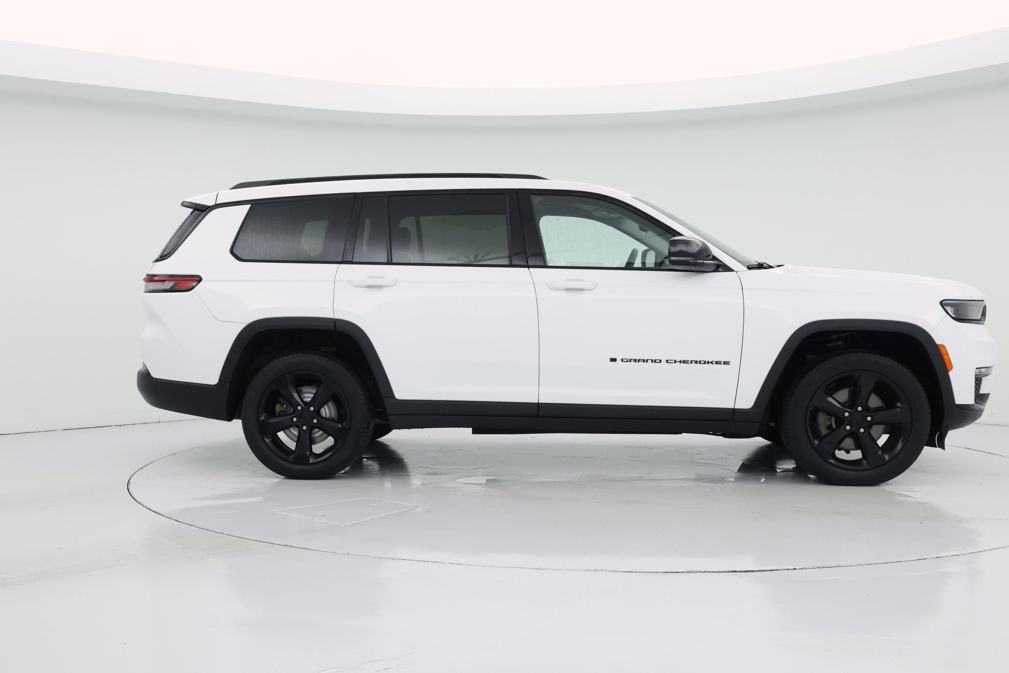 Thumbnail: 2023 Jeep Grand Cherokee L - 7