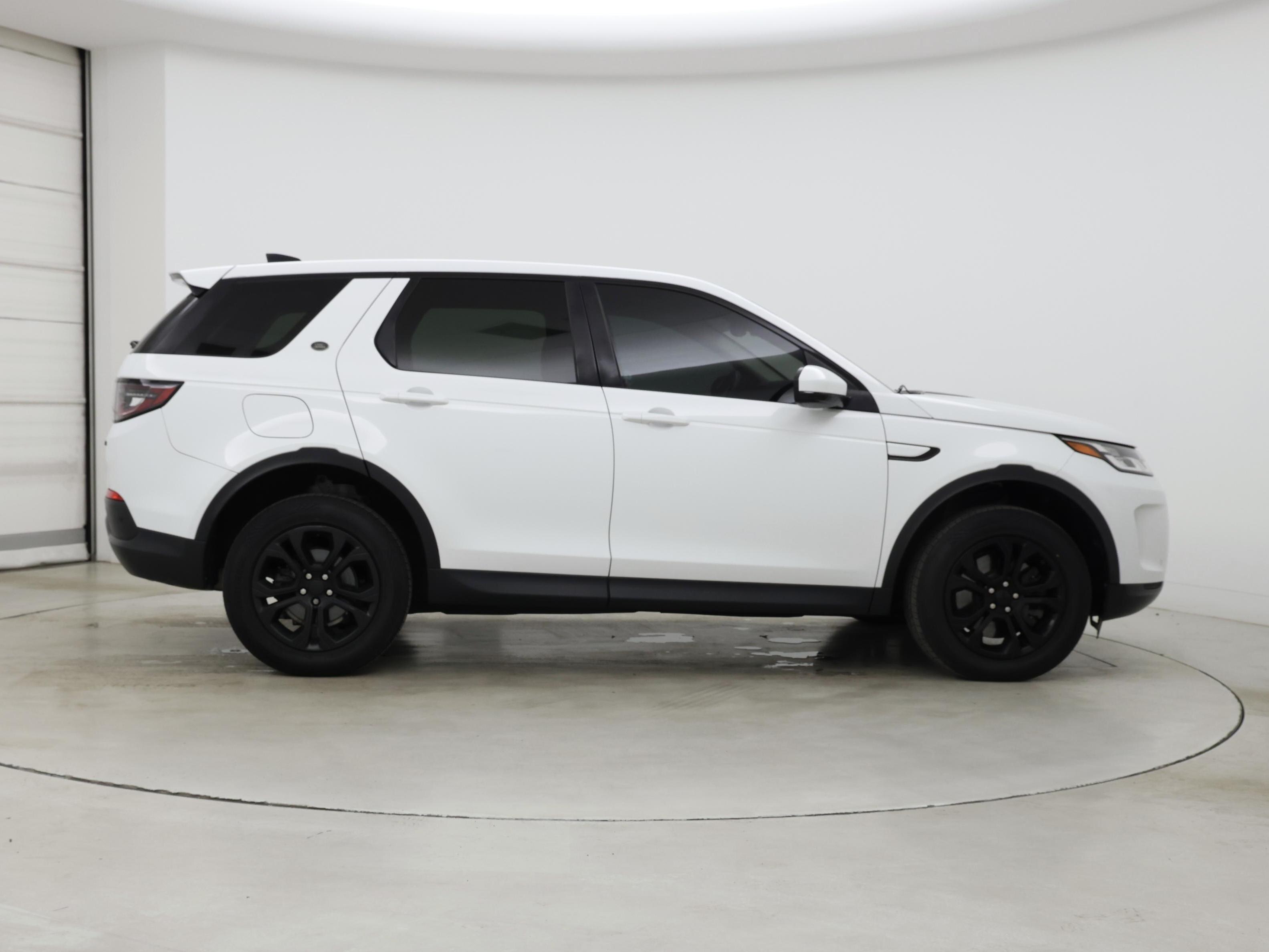 Thumbnail: 2020 Land Rover Discovery Sport - 7