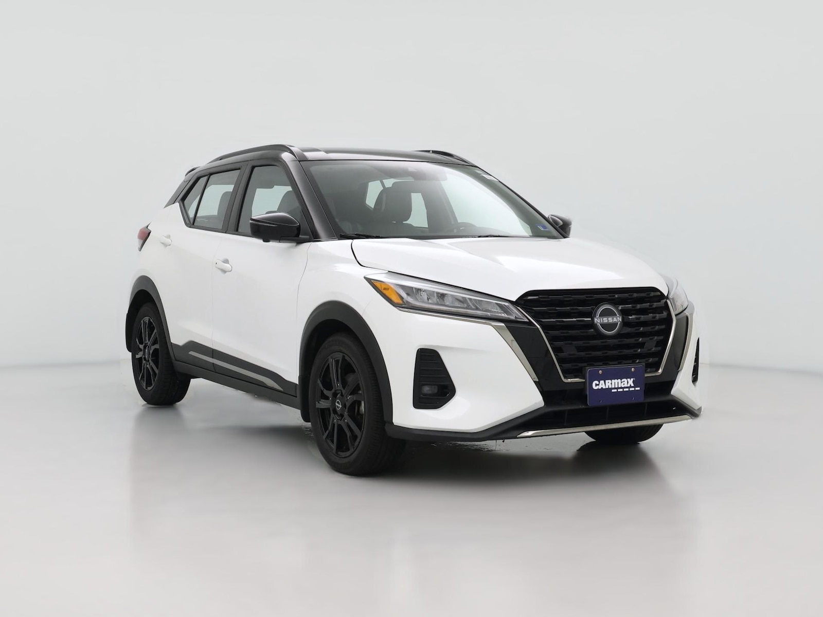 2023 Nissan Kicks