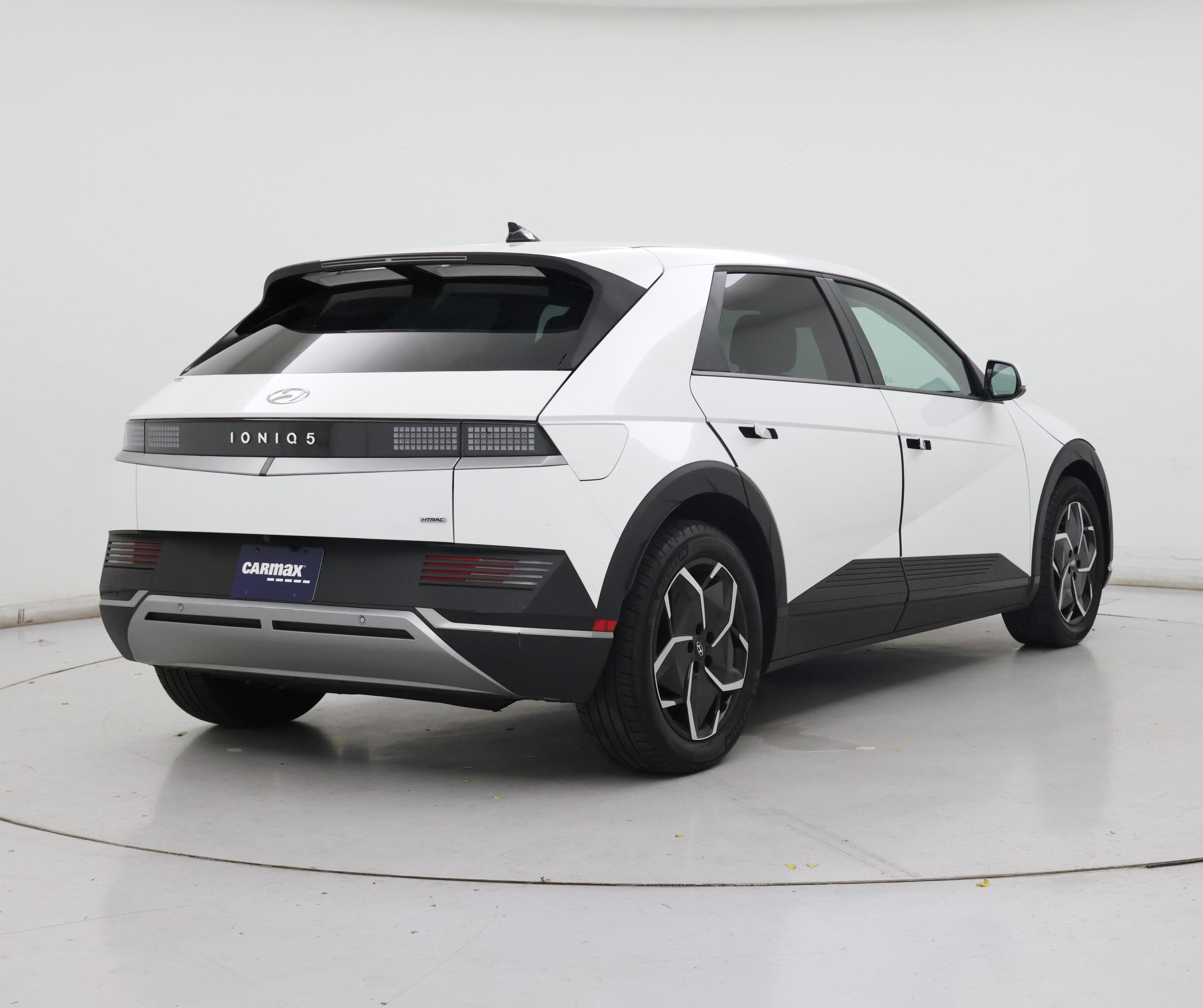 Thumbnail: 2024 Hyundai Ioniq 5 - 8