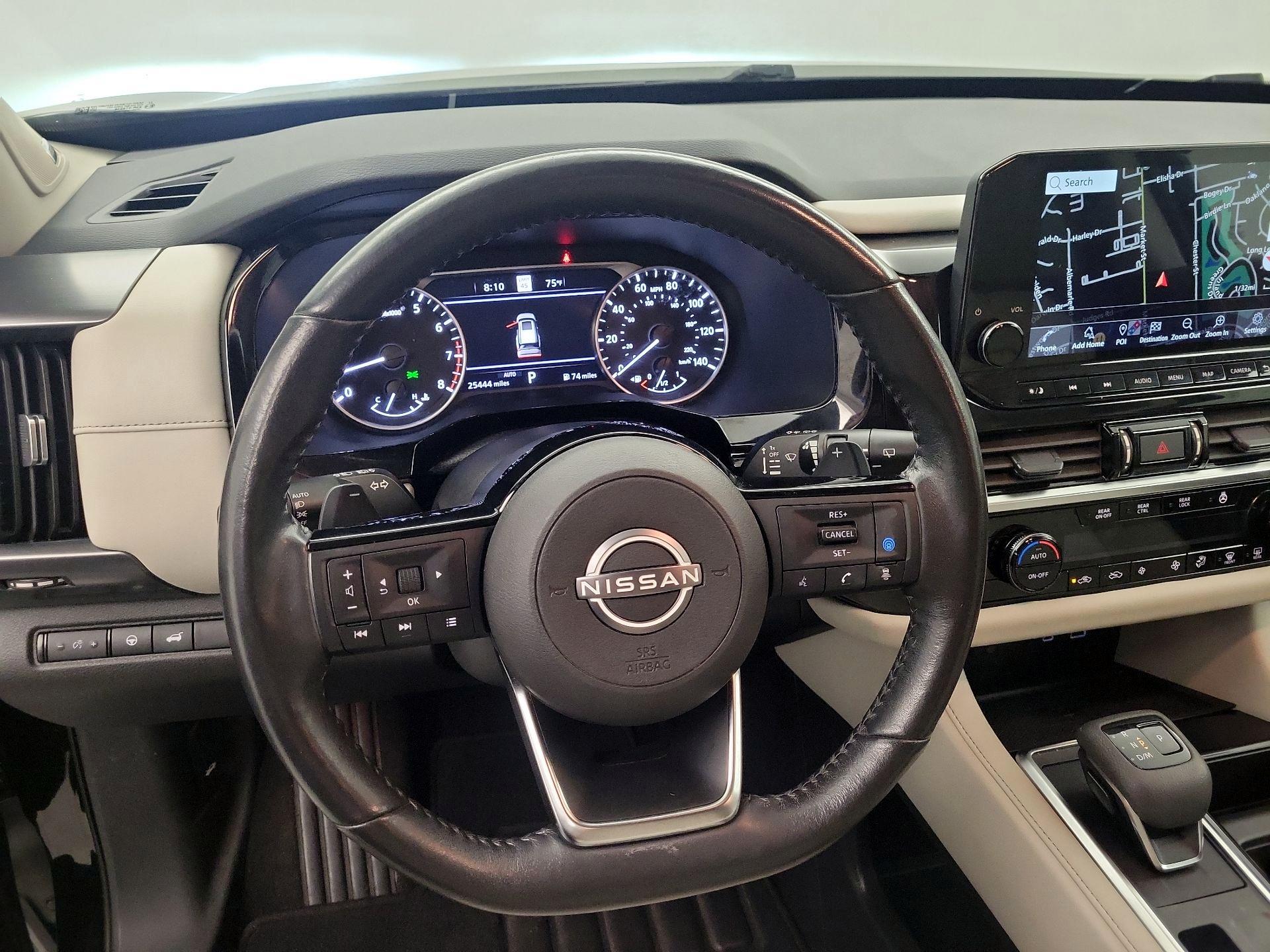 Thumbnail: 2023 Nissan Pathfinder - 10