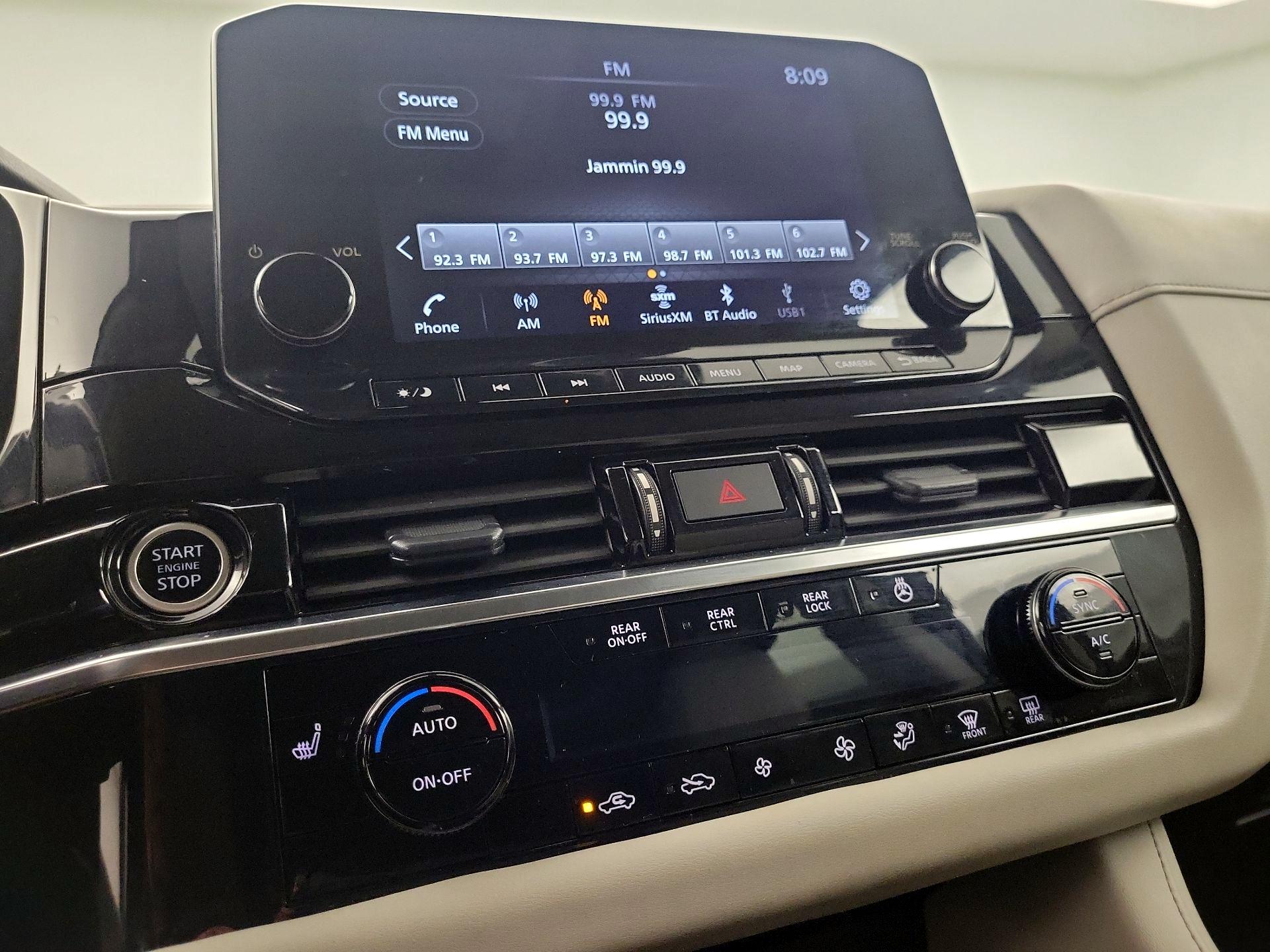 Thumbnail: 2023 Nissan Pathfinder - 16