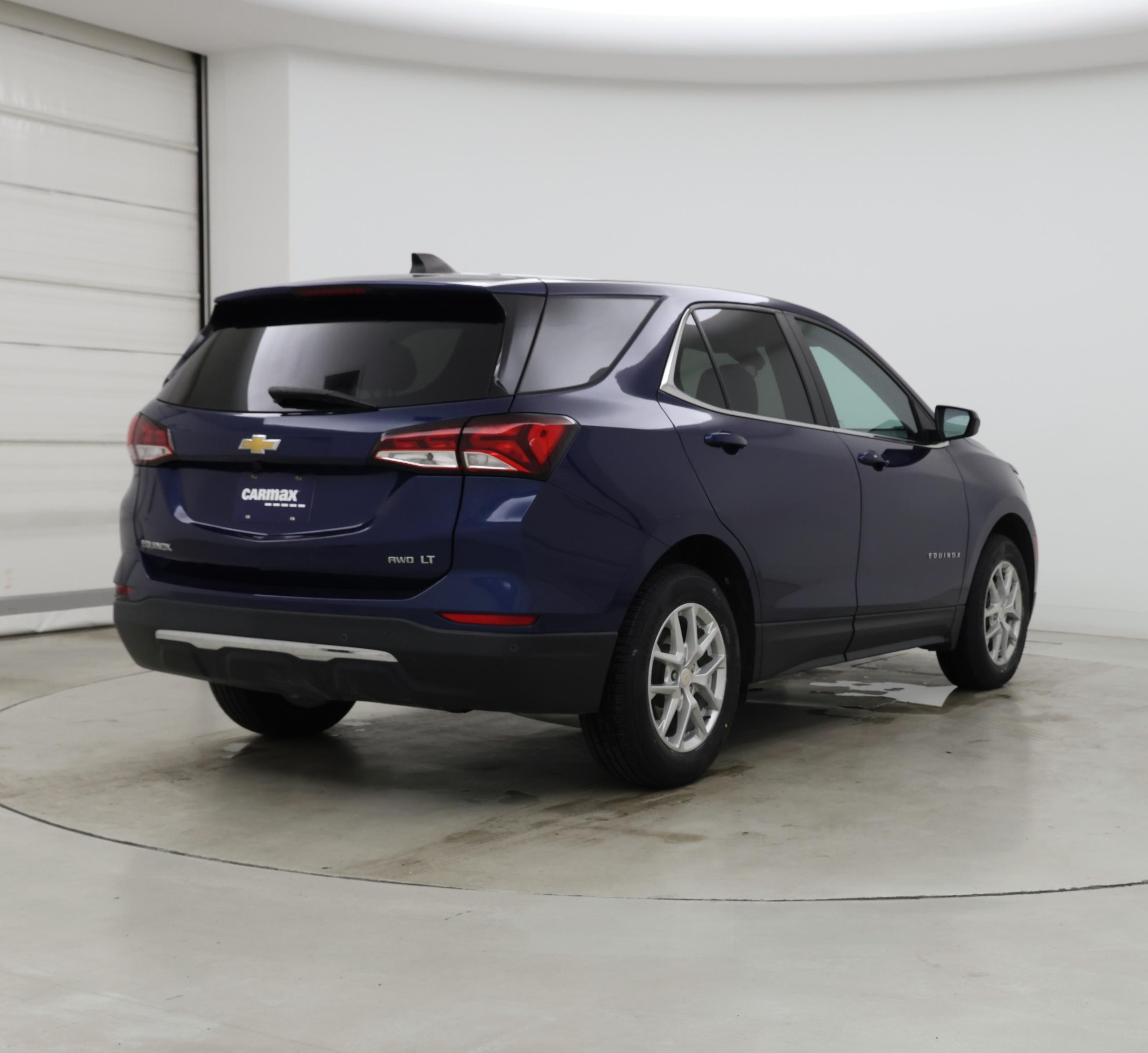 Thumbnail: 2022 Chevrolet Equinox - 8