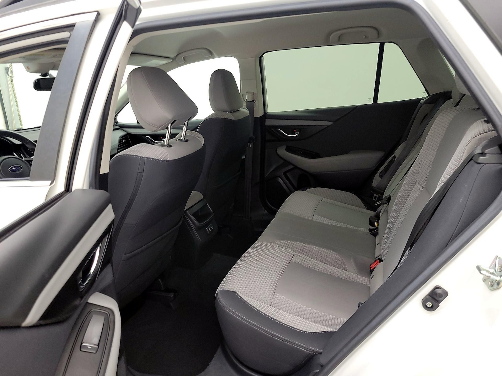 2020 Subaru Outback Premium - Photo 11