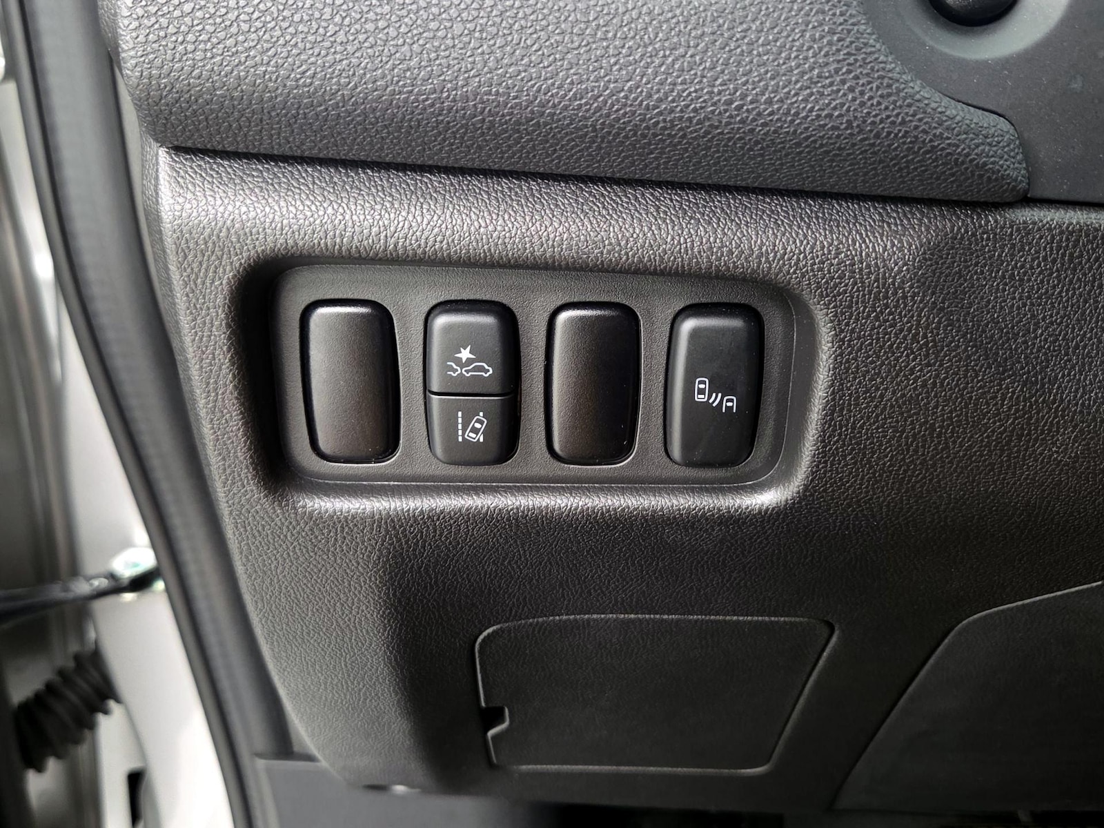 2024 Mitsubishi Outlander Sport SE - Photo 14