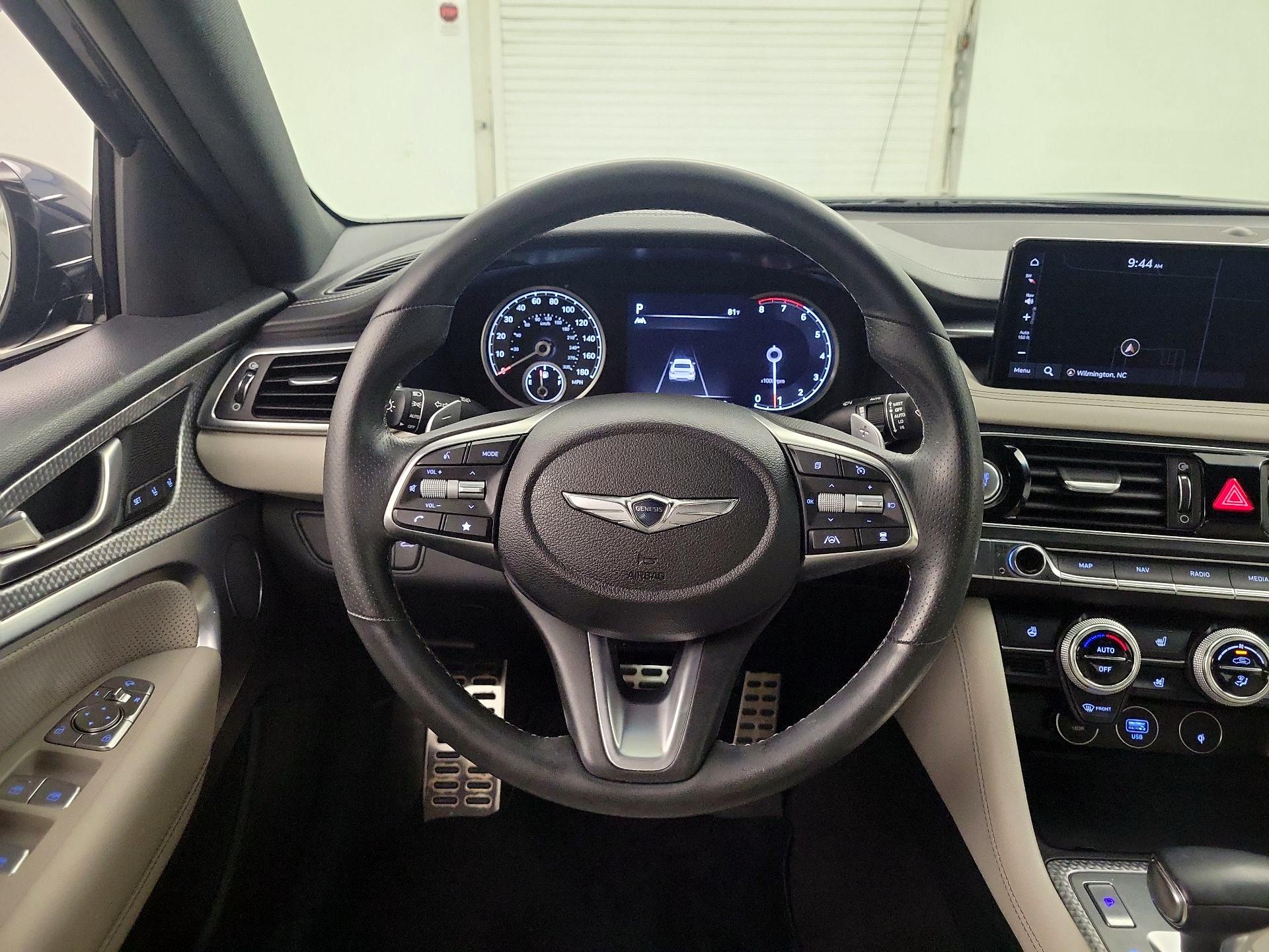 Thumbnail: 2023 Genesis G70 - 10