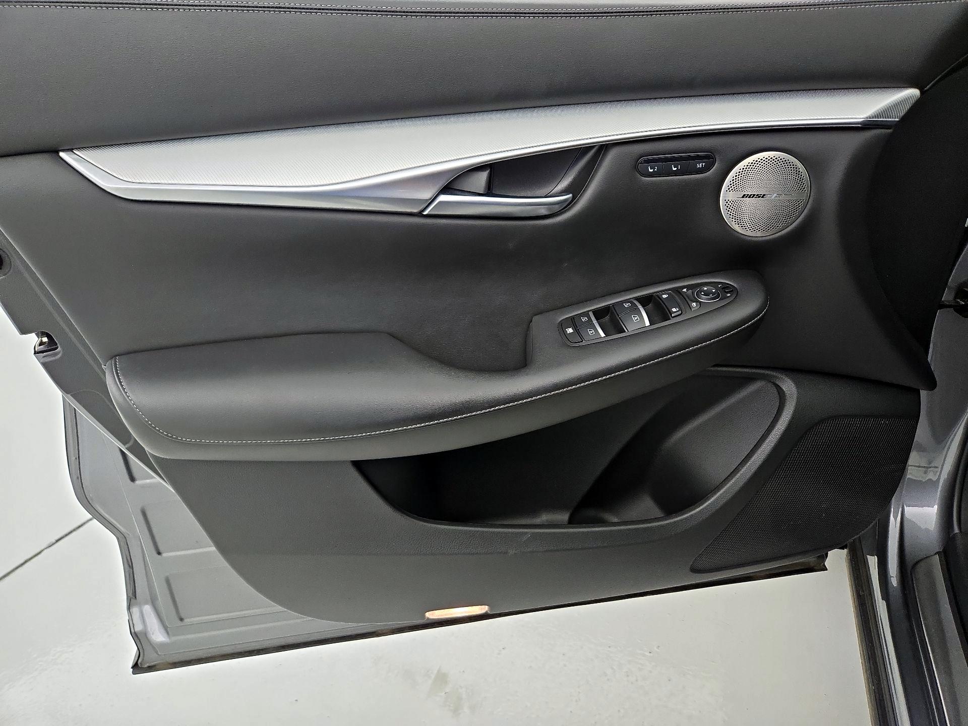 Thumbnail: 2022 INFINITI QX50 - 12