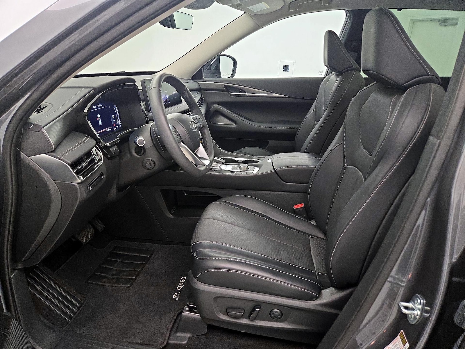 2023 INFINITI QX60 LUXE - Photo 12