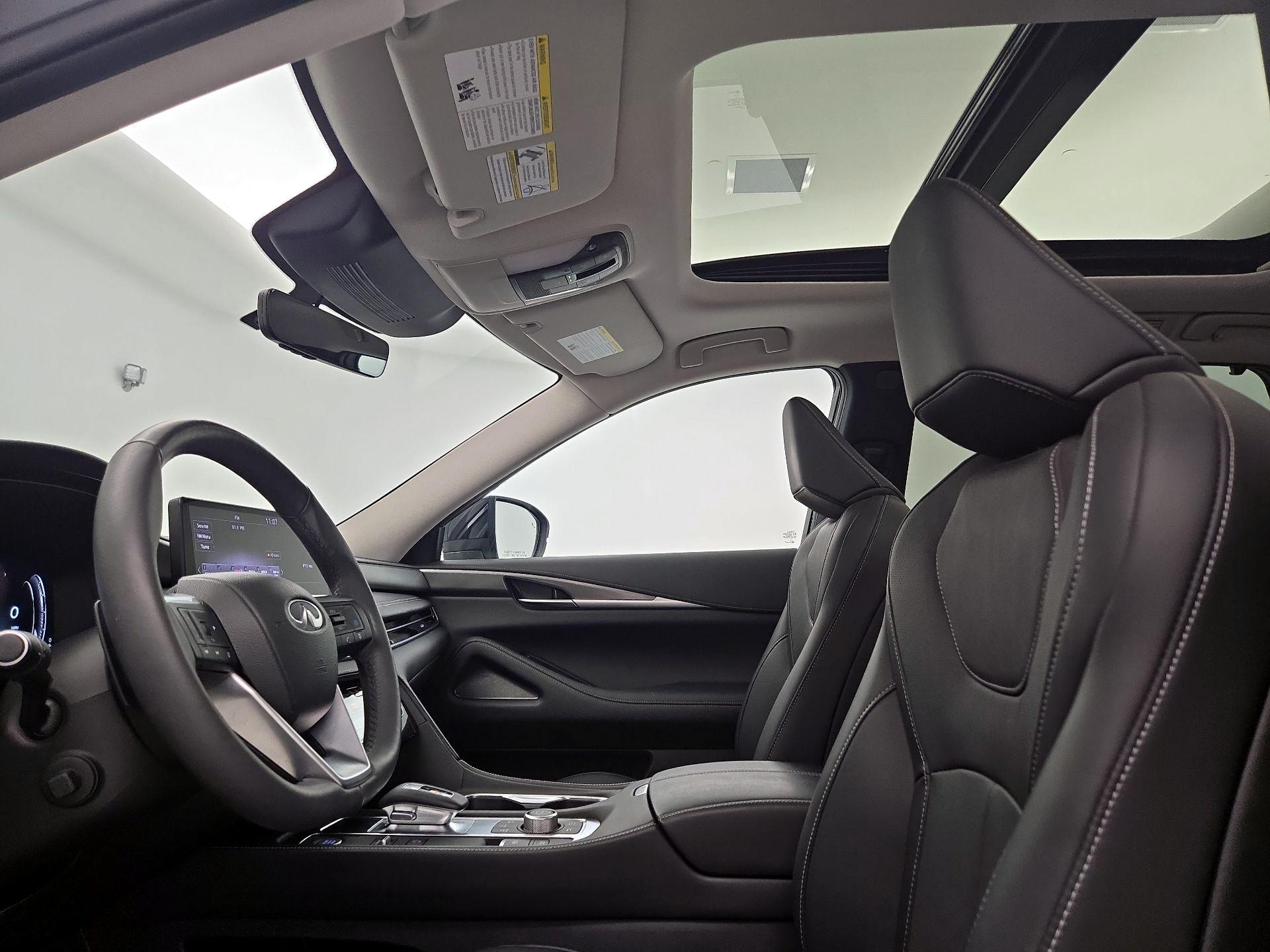 Thumbnail: 2023 INFINITI QX60 - 20