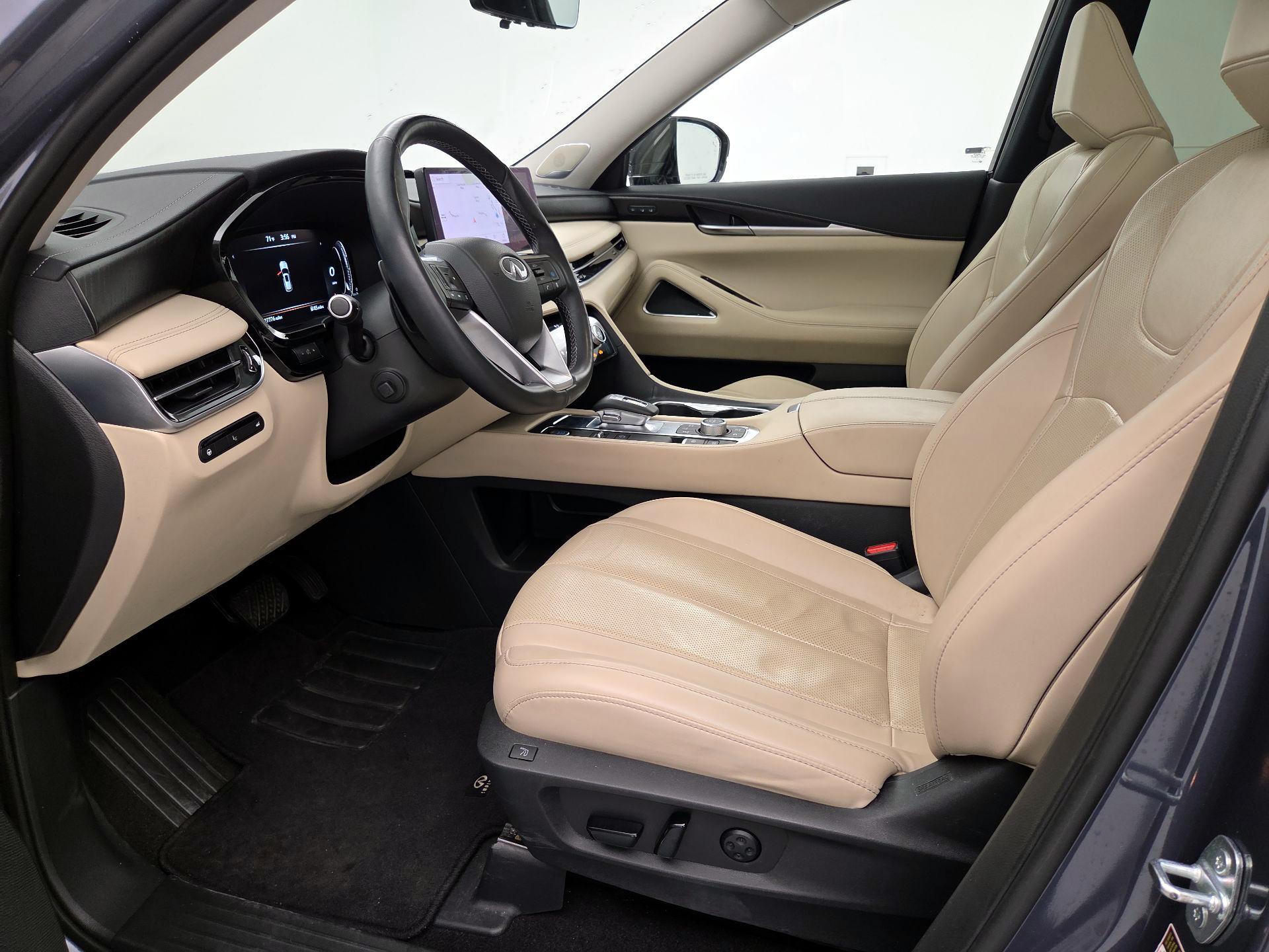 Thumbnail: 2023 INFINITI QX60 - 11