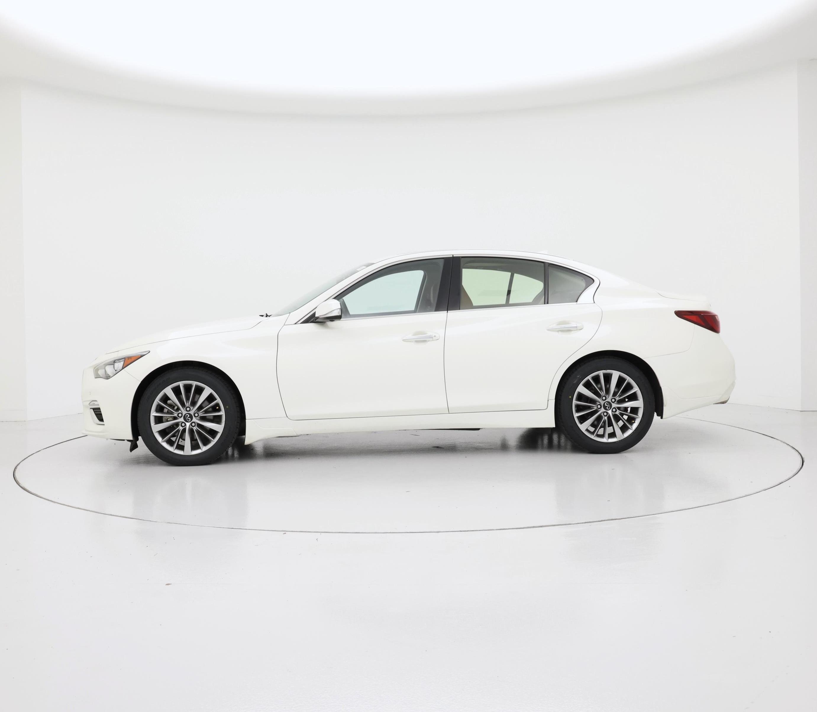 Thumbnail: 2023 INFINITI Q50 - 3