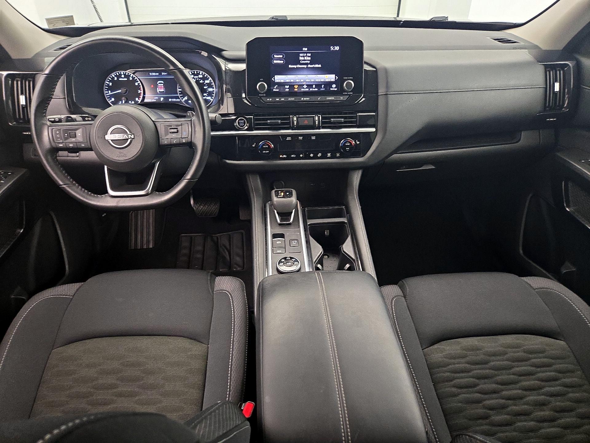 Thumbnail: 2024 Nissan Pathfinder - 9