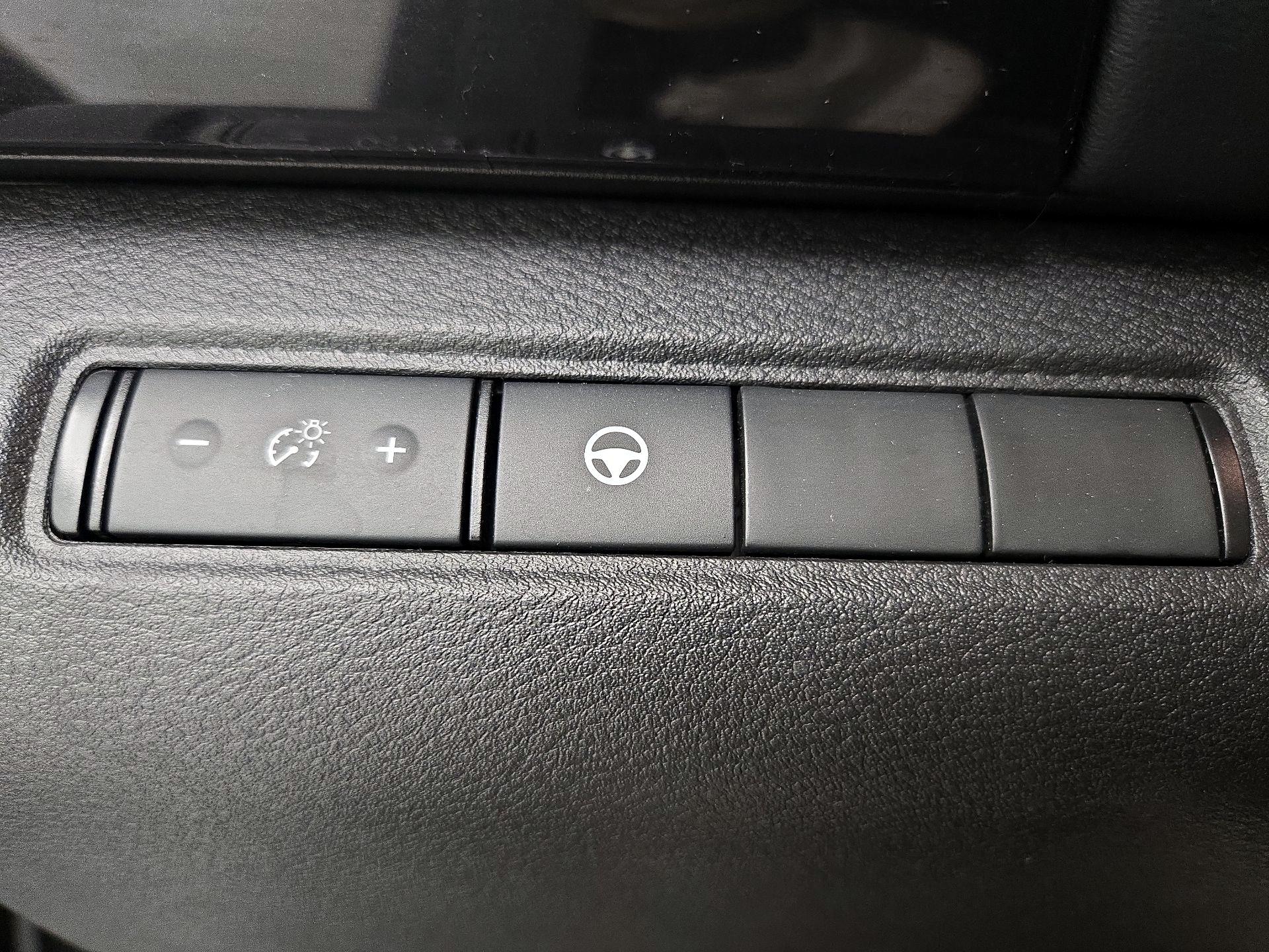 Thumbnail: 2024 Nissan Pathfinder - 13