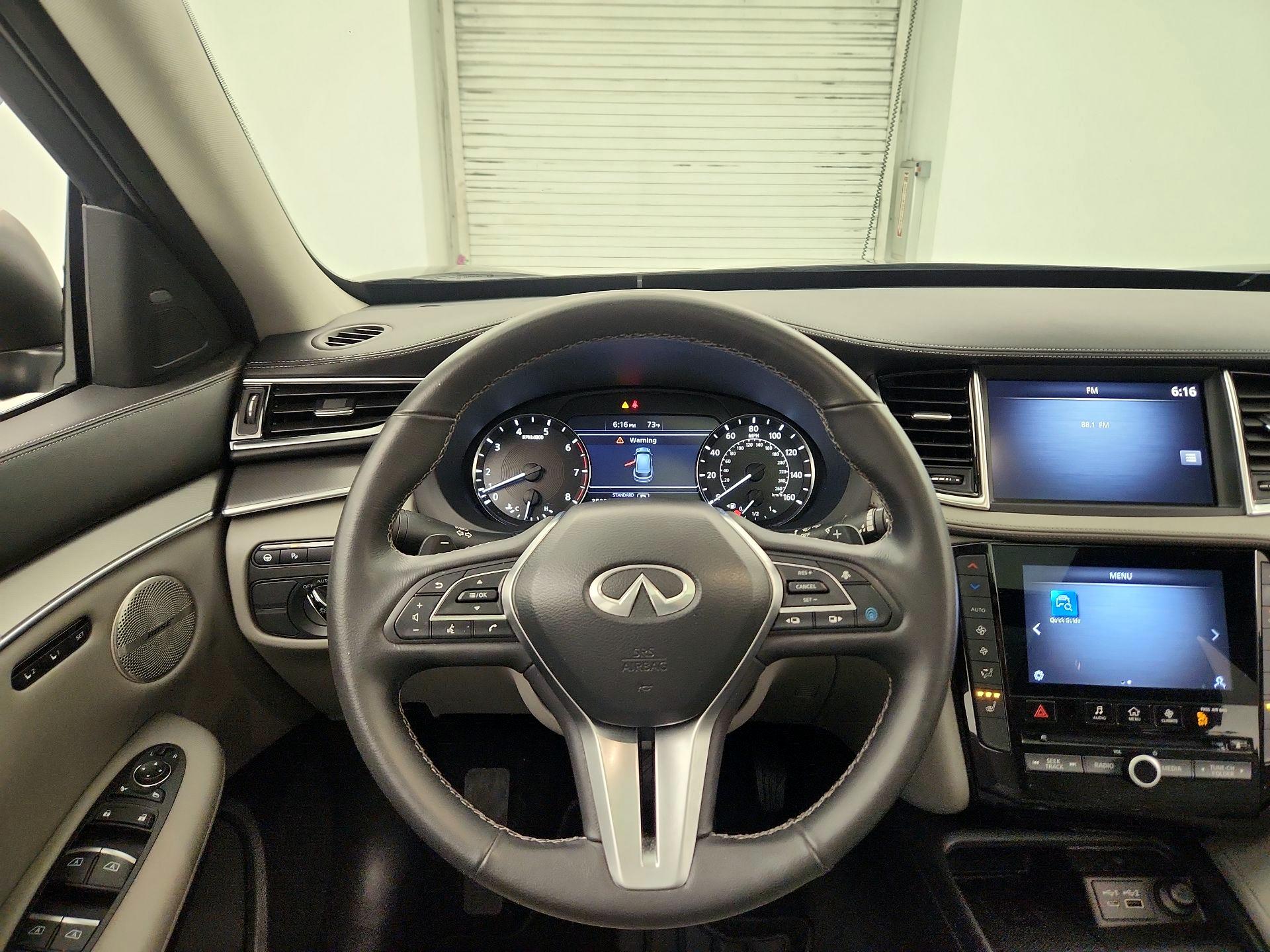 Thumbnail: 2023 INFINITI QX50 - 10