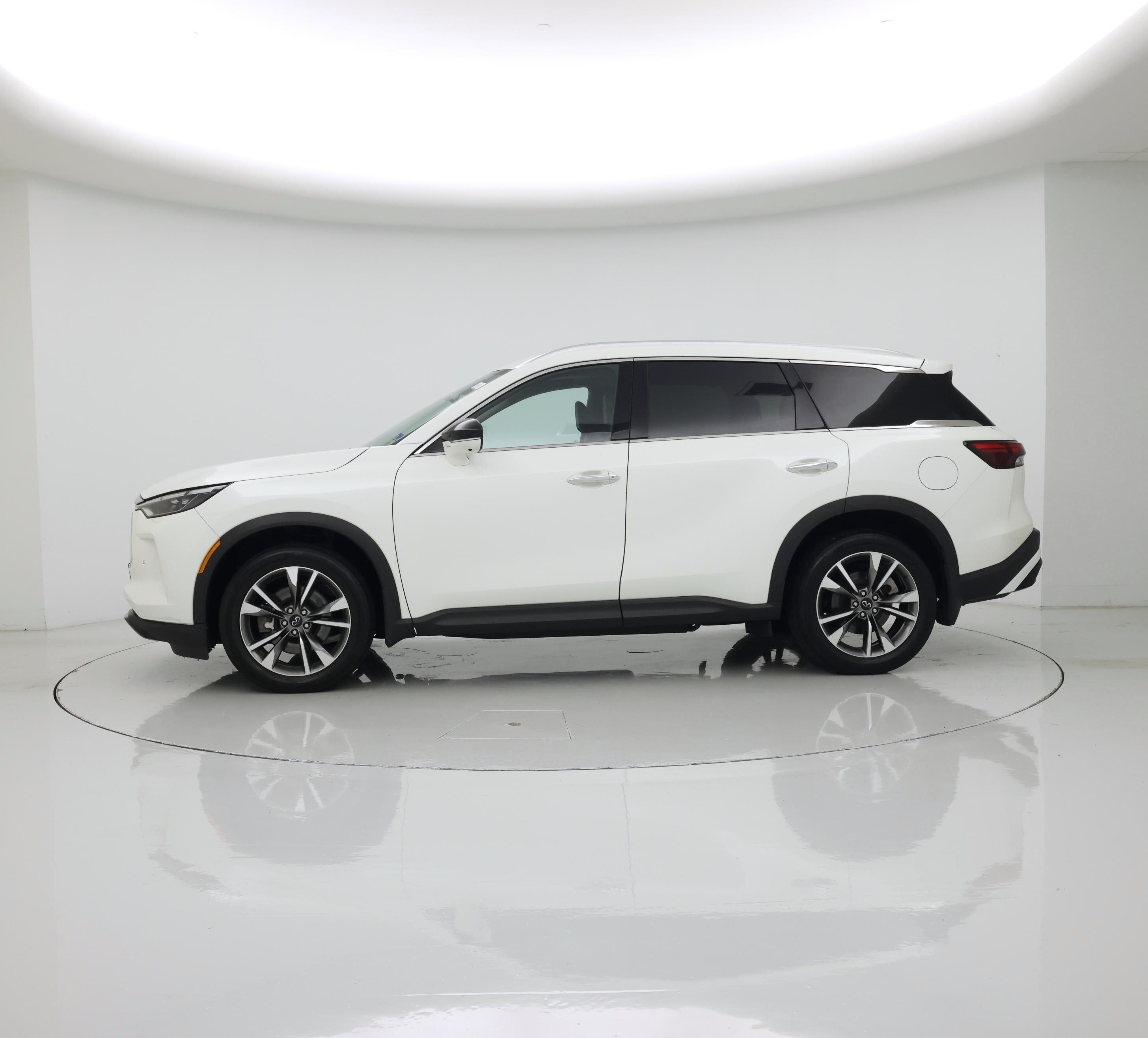 Thumbnail: 2023 INFINITI QX60 - 3