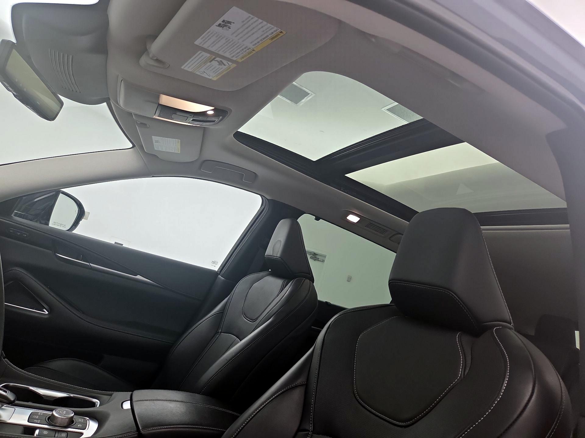 Thumbnail: 2023 INFINITI QX60 - 20