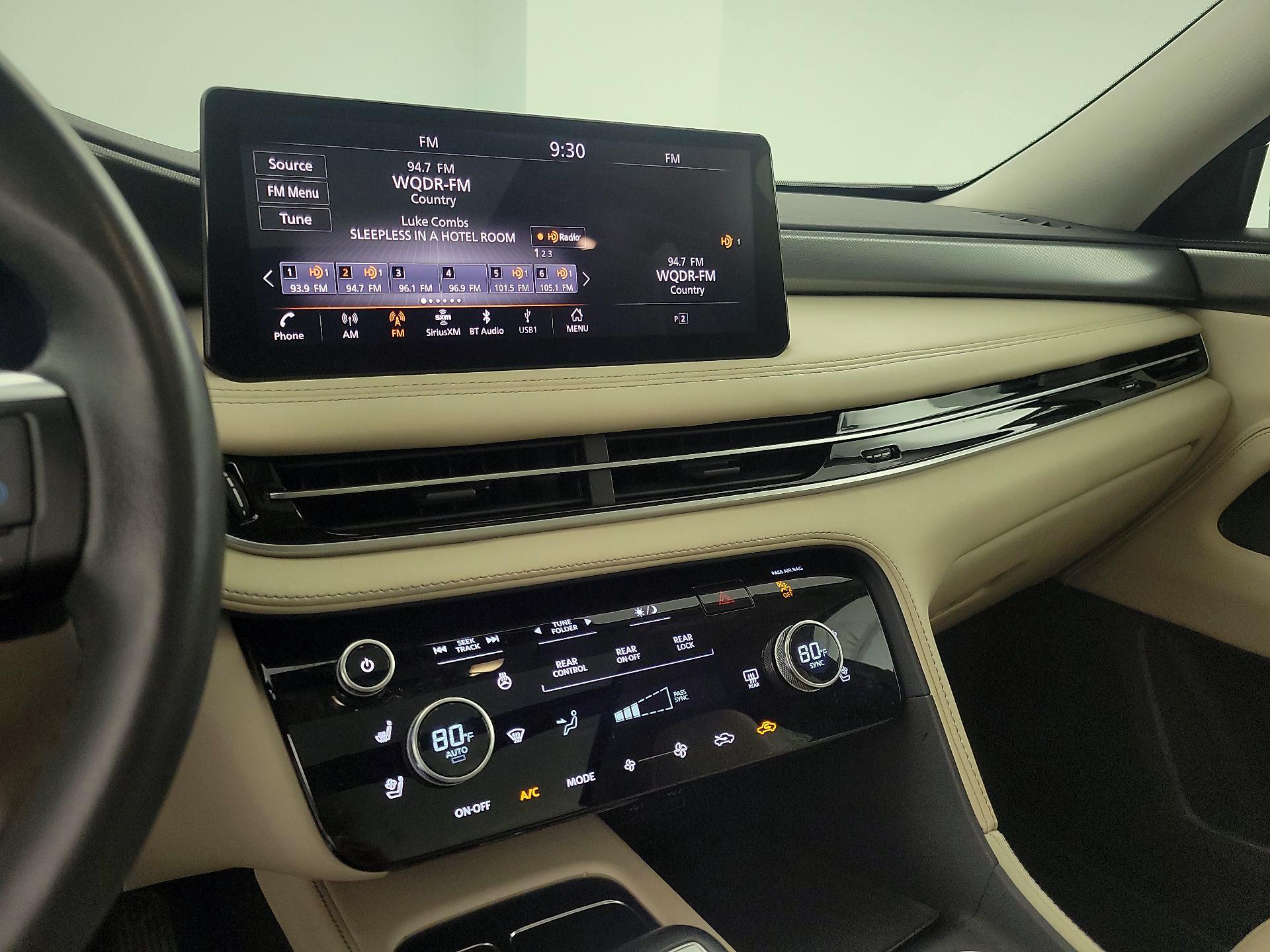 Thumbnail: 2022 INFINITI QX60 - 16