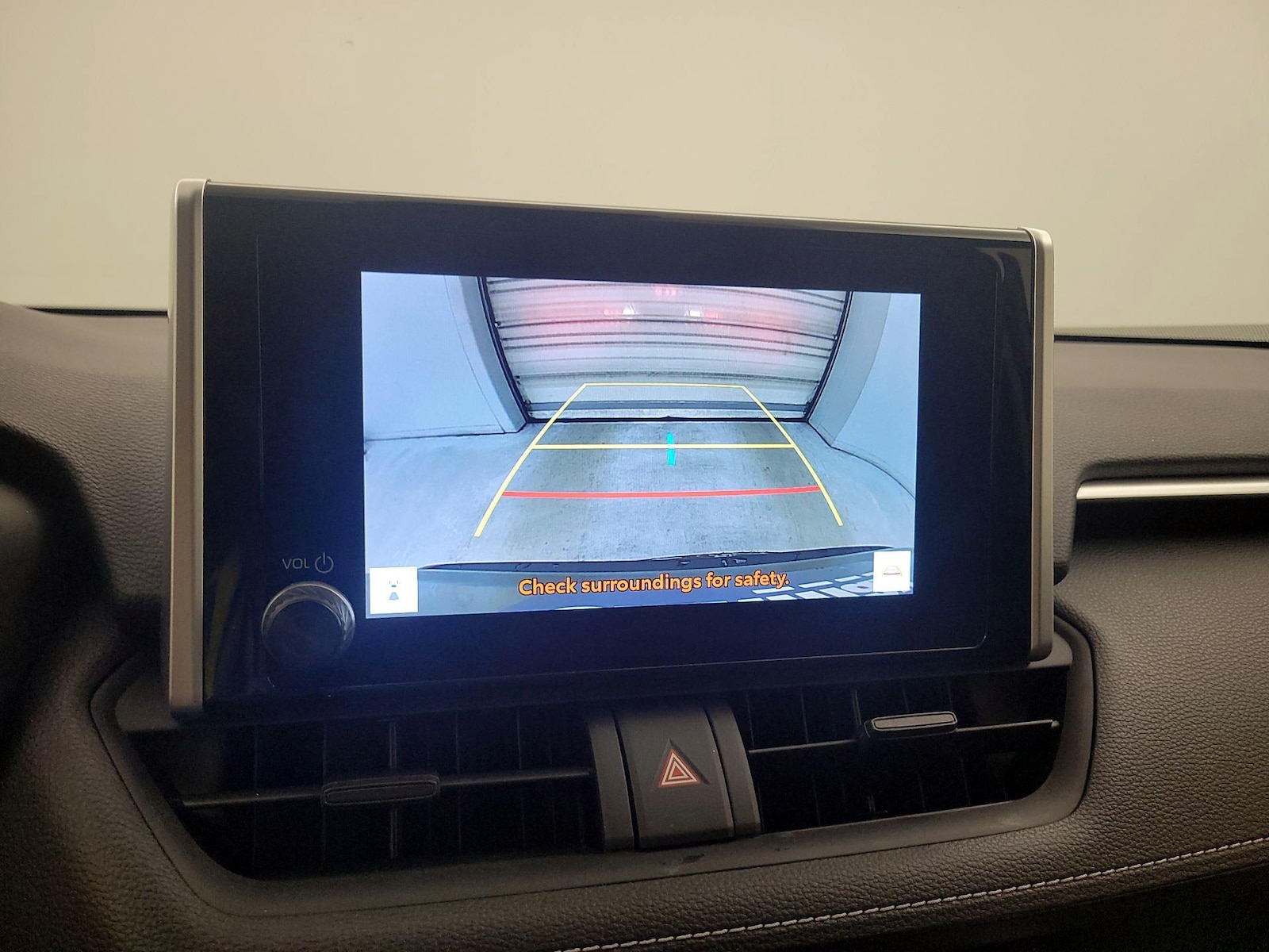 2025 Toyota RAV4 LE - Photo 16