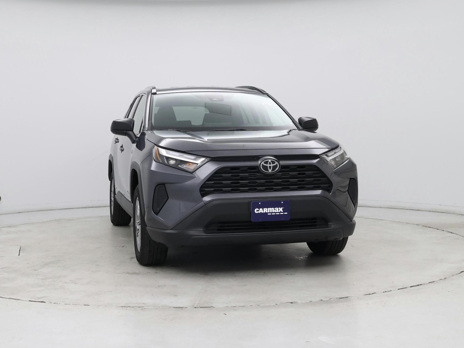 2025 Toyota RAV4 LE - Photo 6
