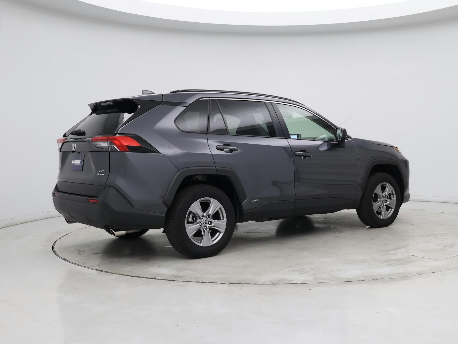 2025 Toyota RAV4 LE - Photo 7