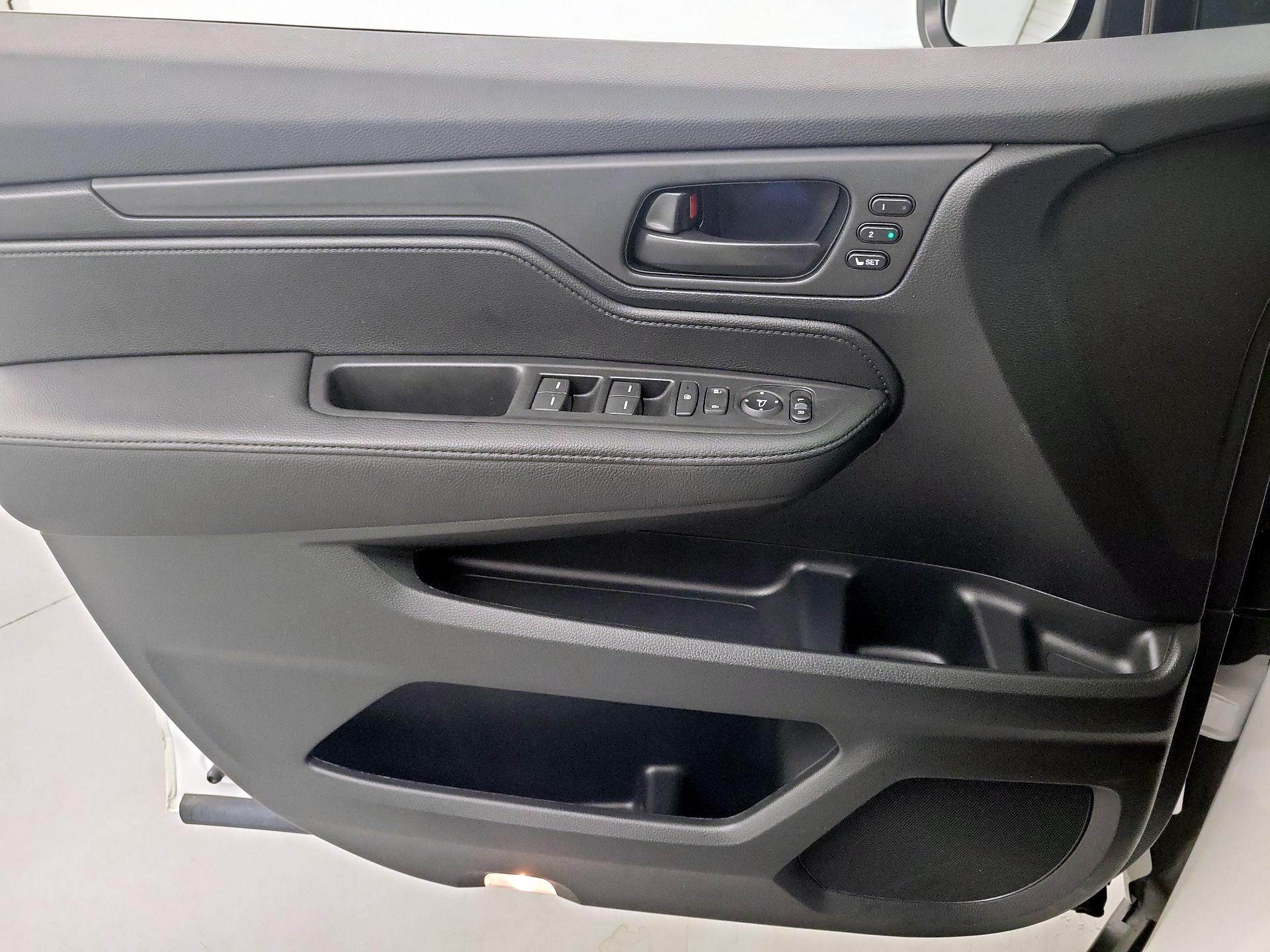 Thumbnail: 2025 Honda Odyssey - 12