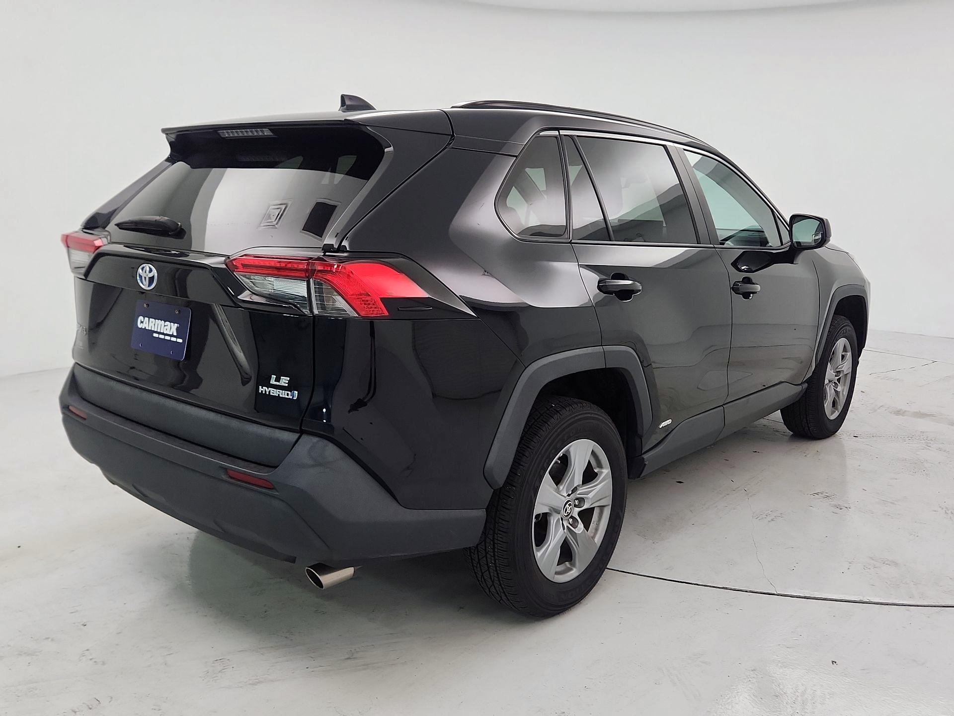 Thumbnail: 2022 Toyota RAV4 - 5