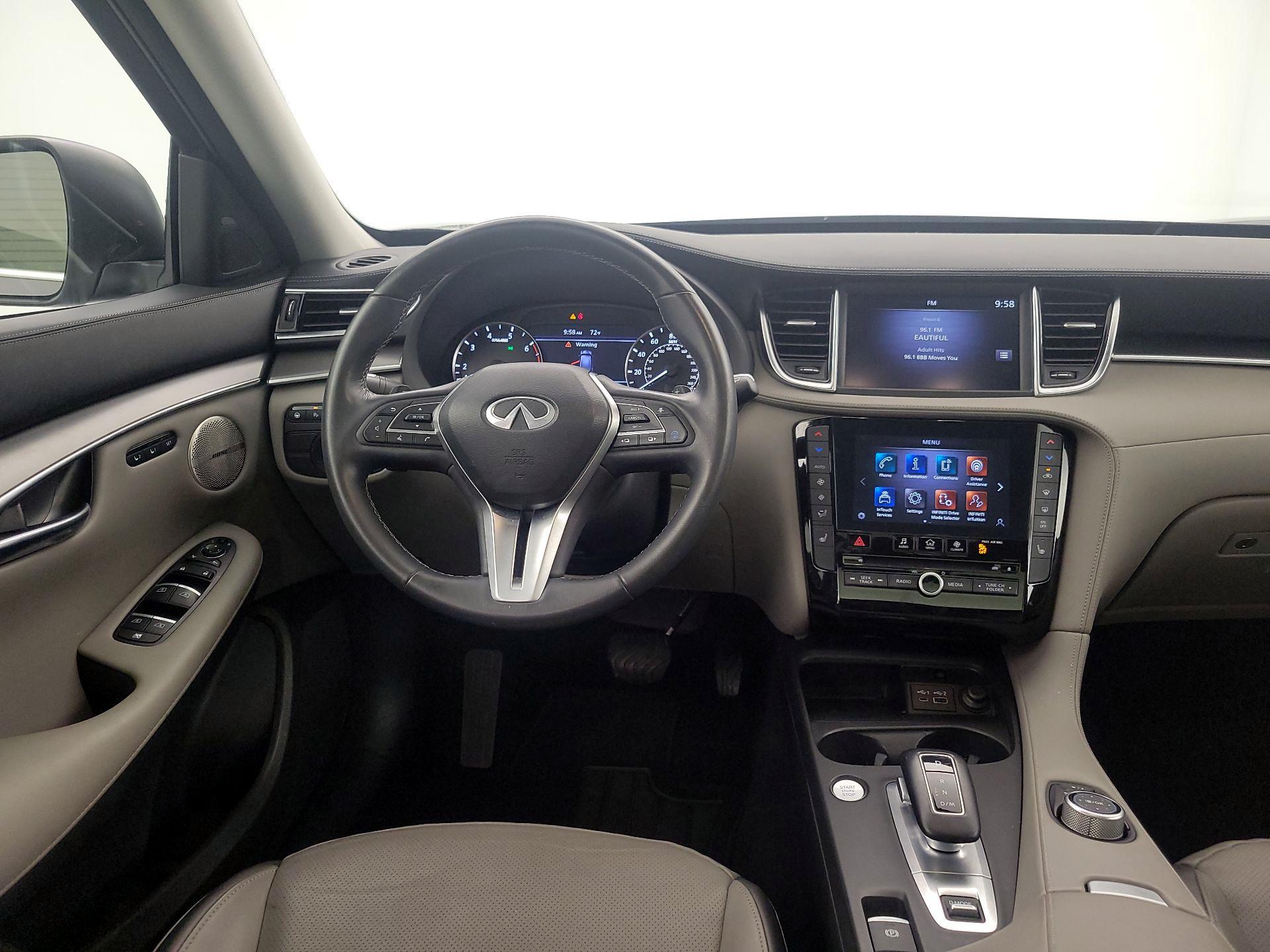 Thumbnail: 2023 INFINITI QX50 - 10