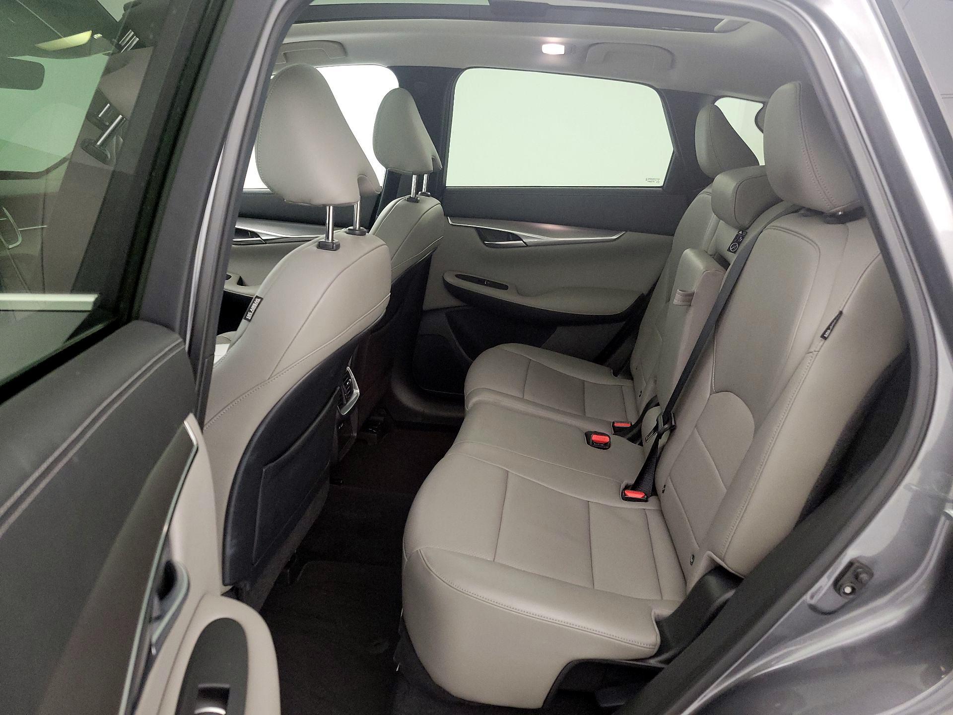 Thumbnail: 2023 INFINITI QX50 - 20
