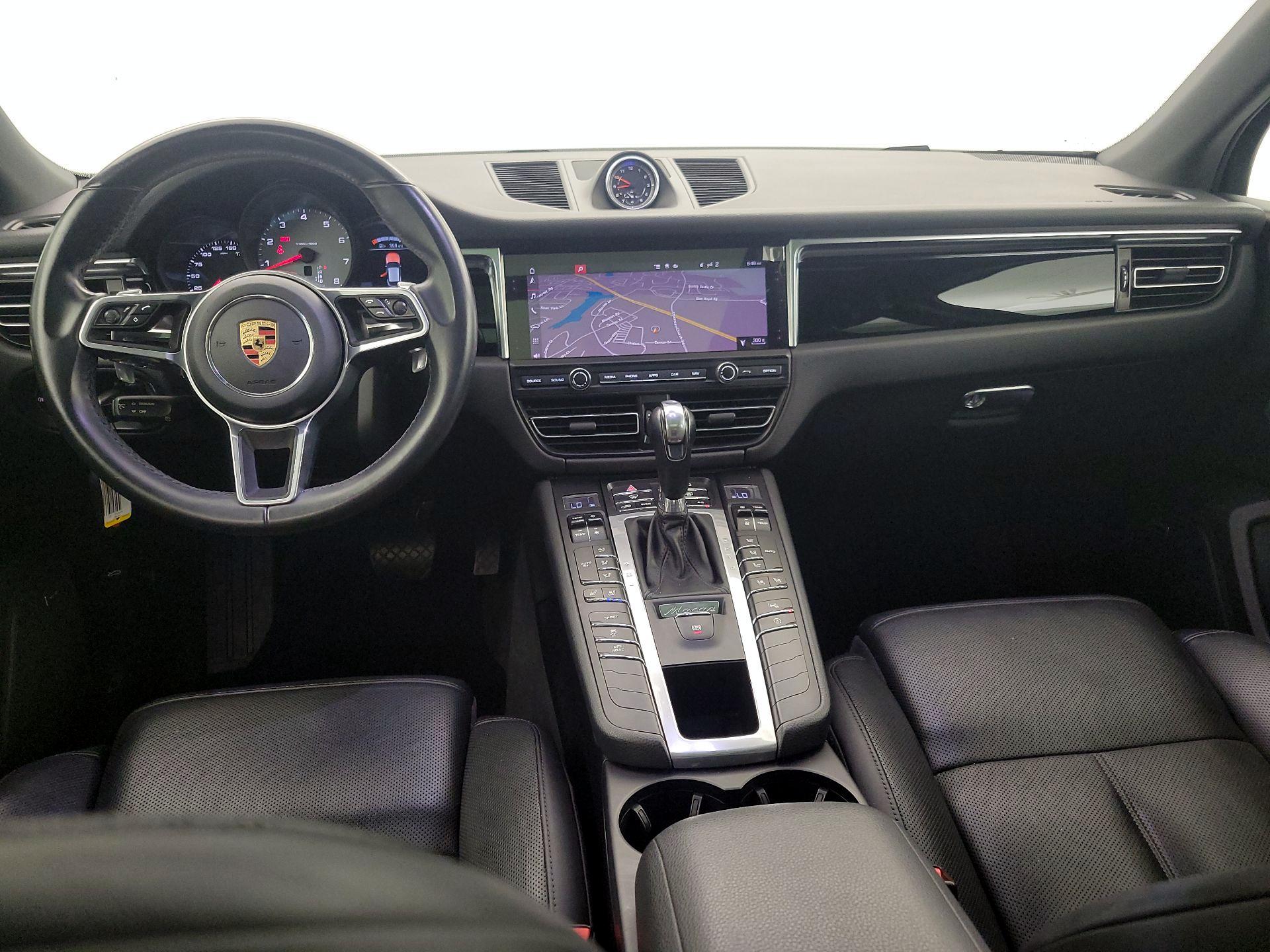 Thumbnail: 2020 Porsche Macan - 9