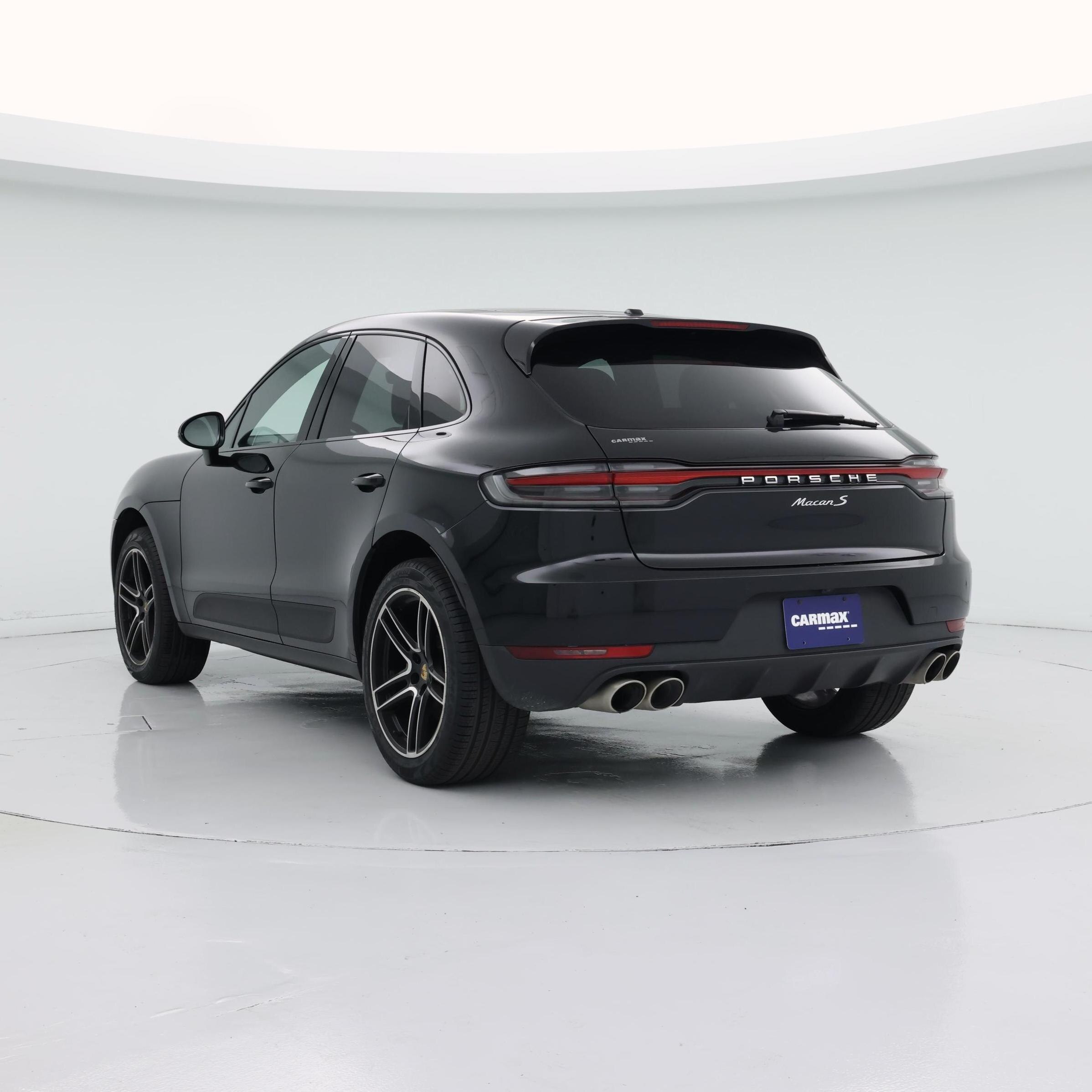 Thumbnail: 2020 Porsche Macan - 2
