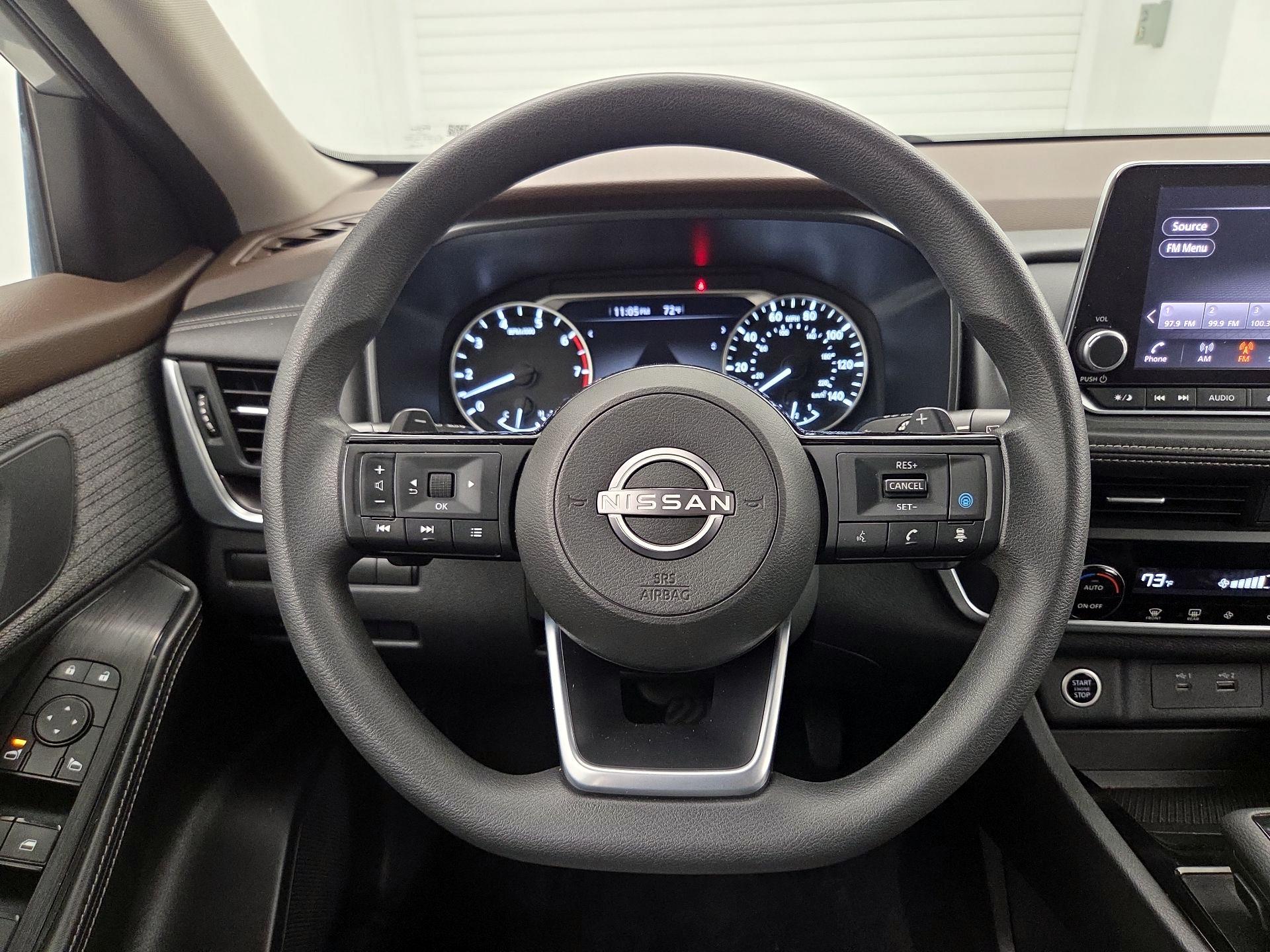 Thumbnail: 2023 Nissan Rogue - 10