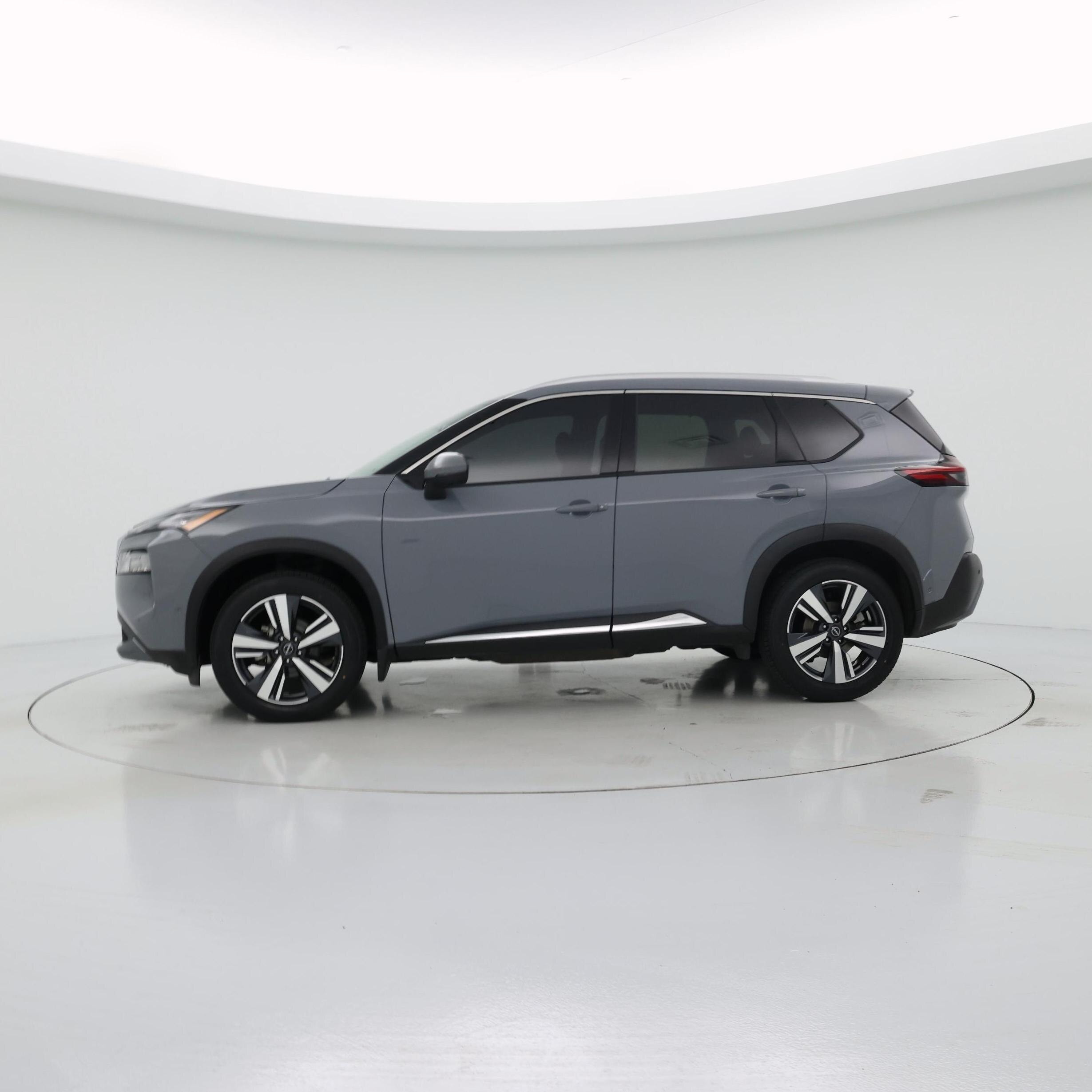 Thumbnail: 2023 Nissan Rogue - 3