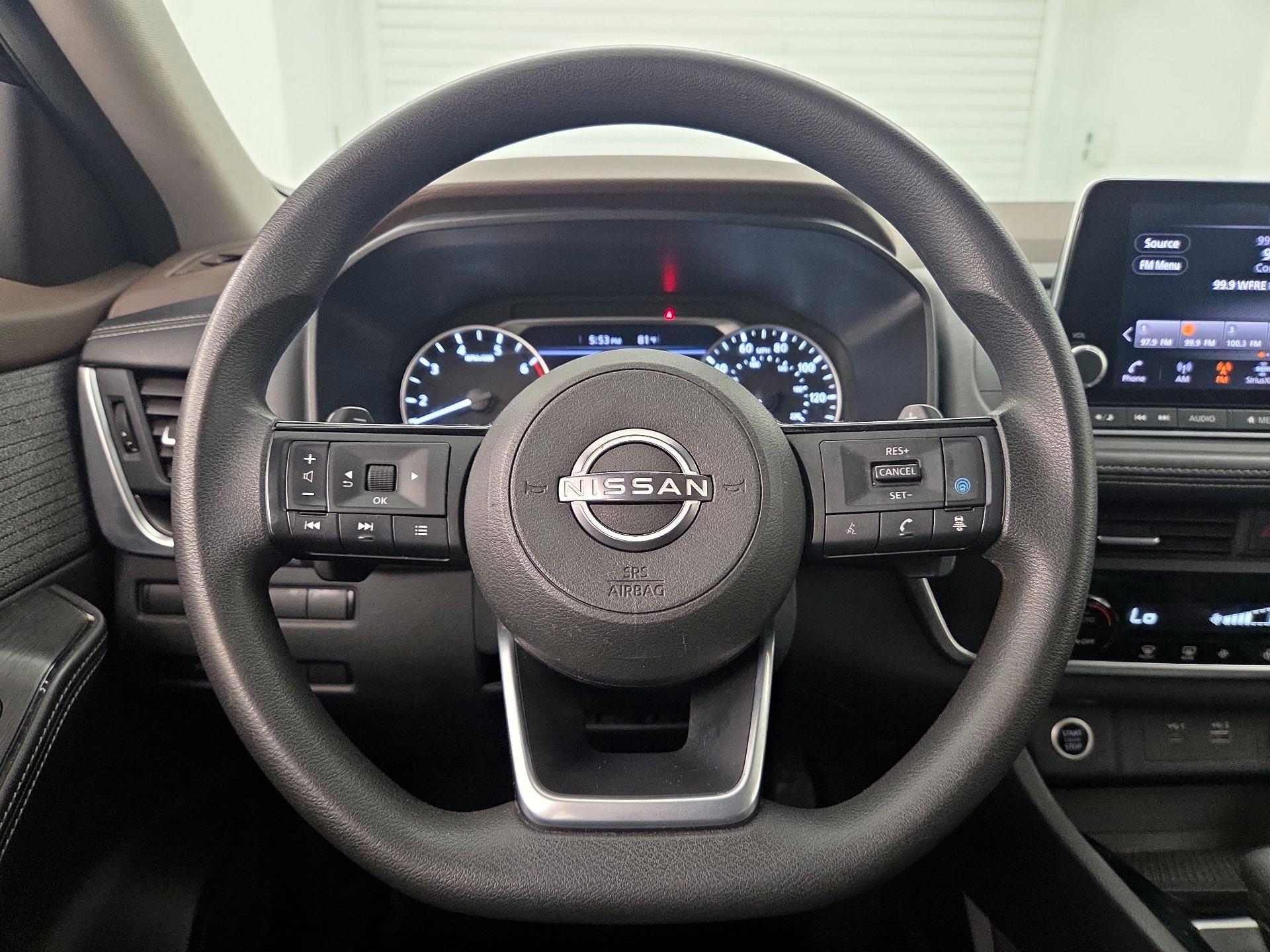 Thumbnail: 2023 Nissan Rogue - 10