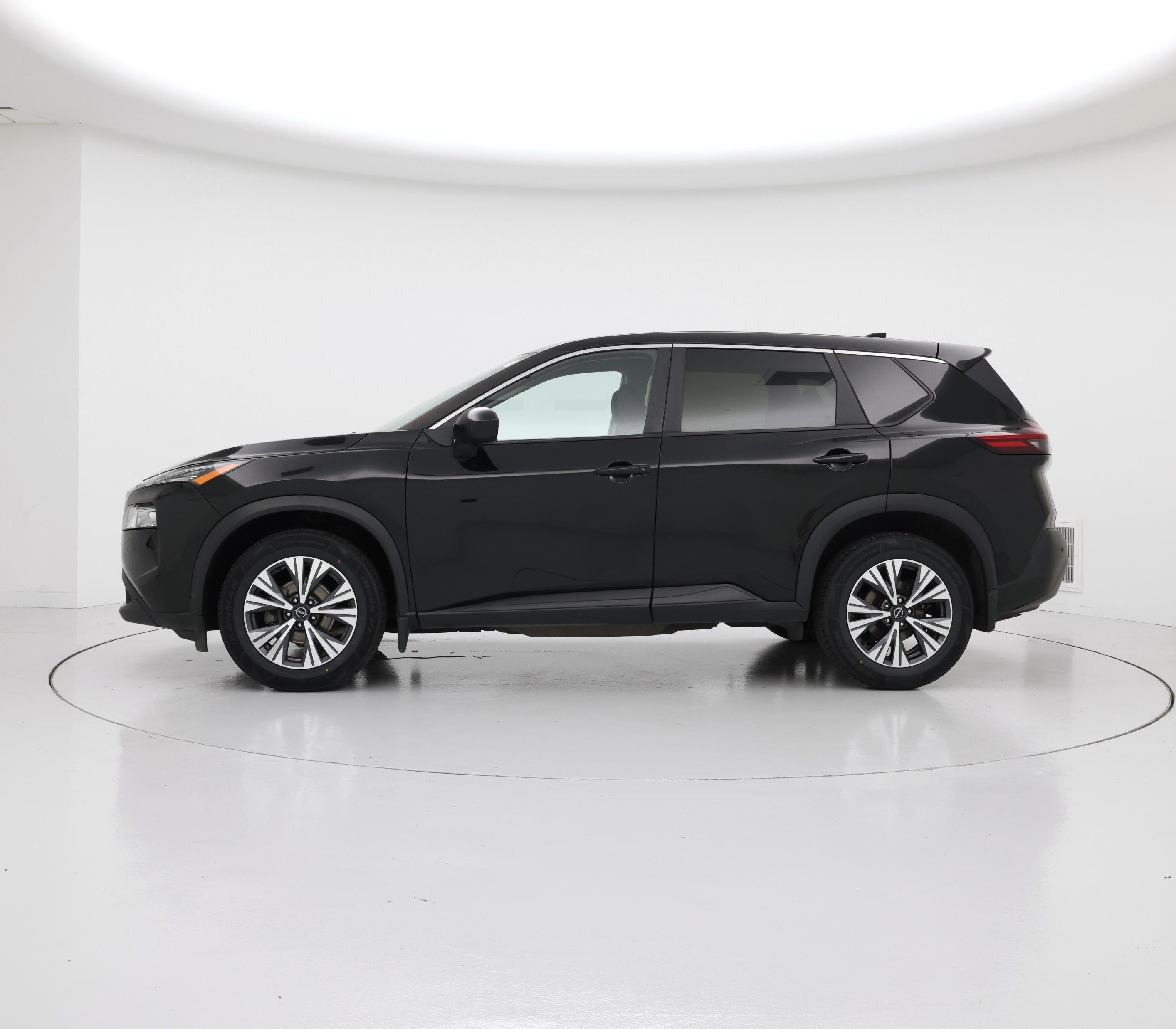 Thumbnail: 2023 Nissan Rogue - 3