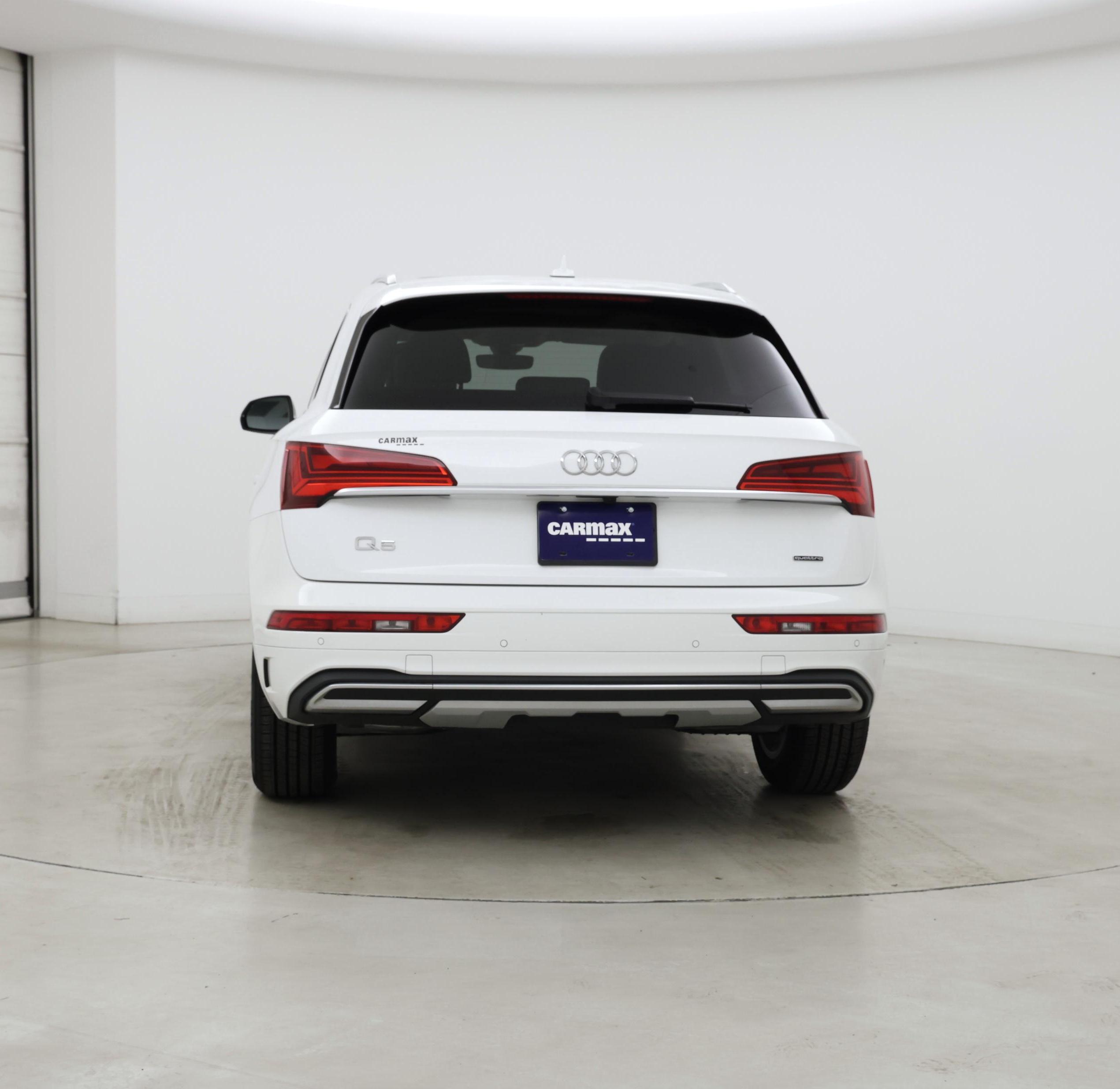 Thumbnail: 2023 Audi Q5 - 6