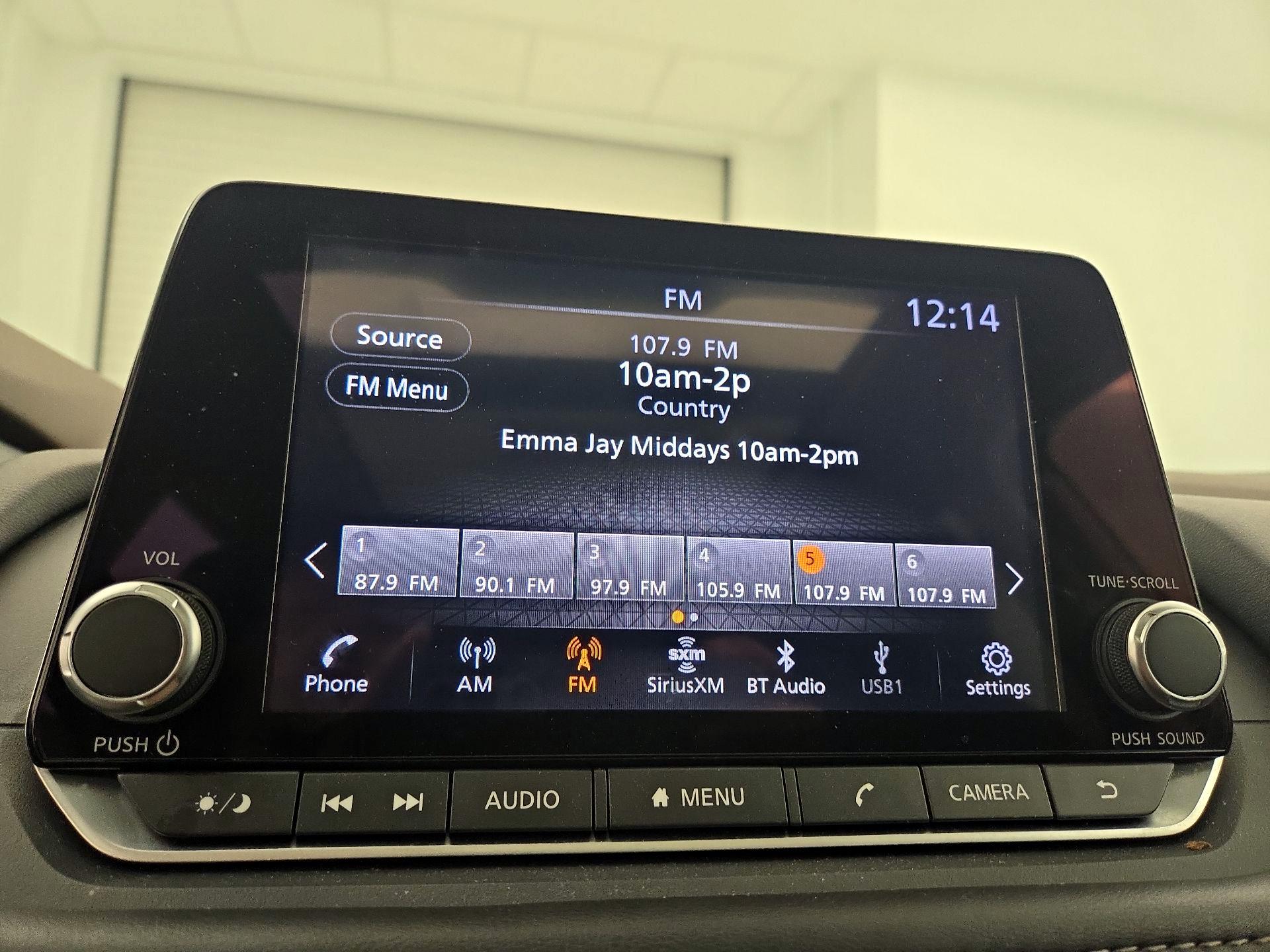 Thumbnail: 2023 Nissan Rogue - 15