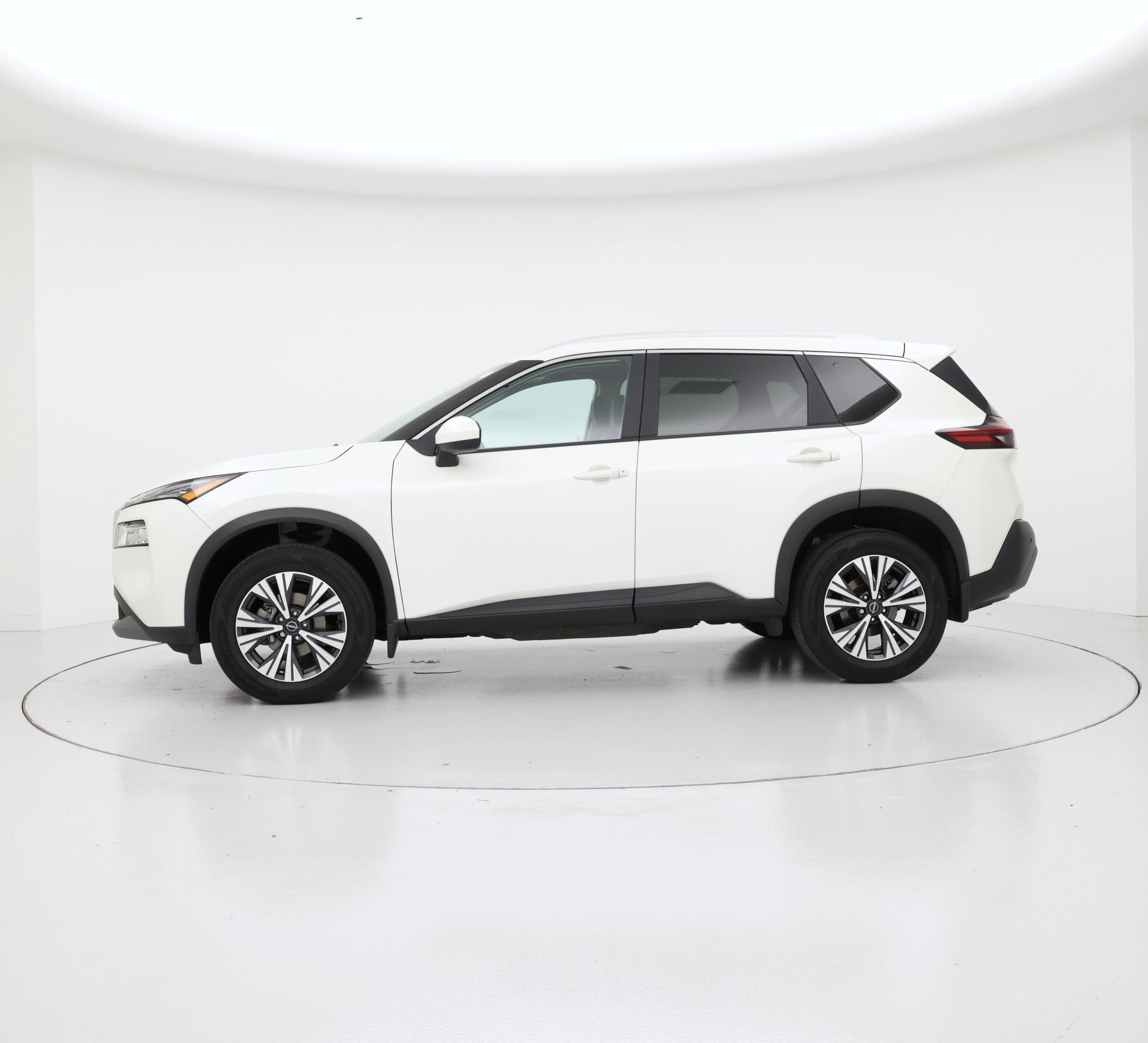 Thumbnail: 2023 Nissan Rogue - 3