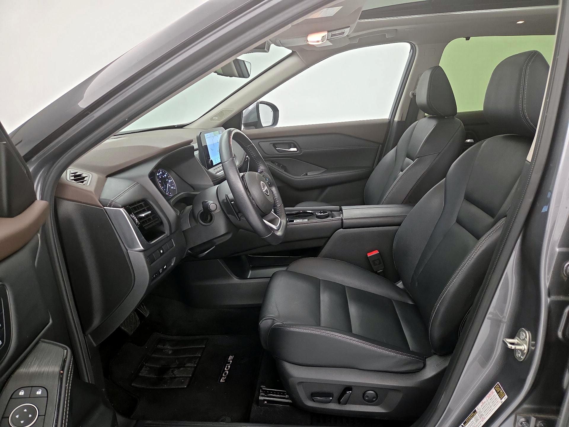 Thumbnail: 2023 Nissan Rogue - 11