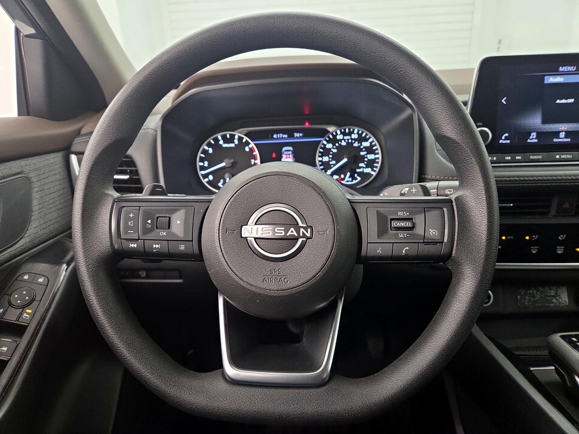 Thumbnail: 2023 Nissan Rogue - 10