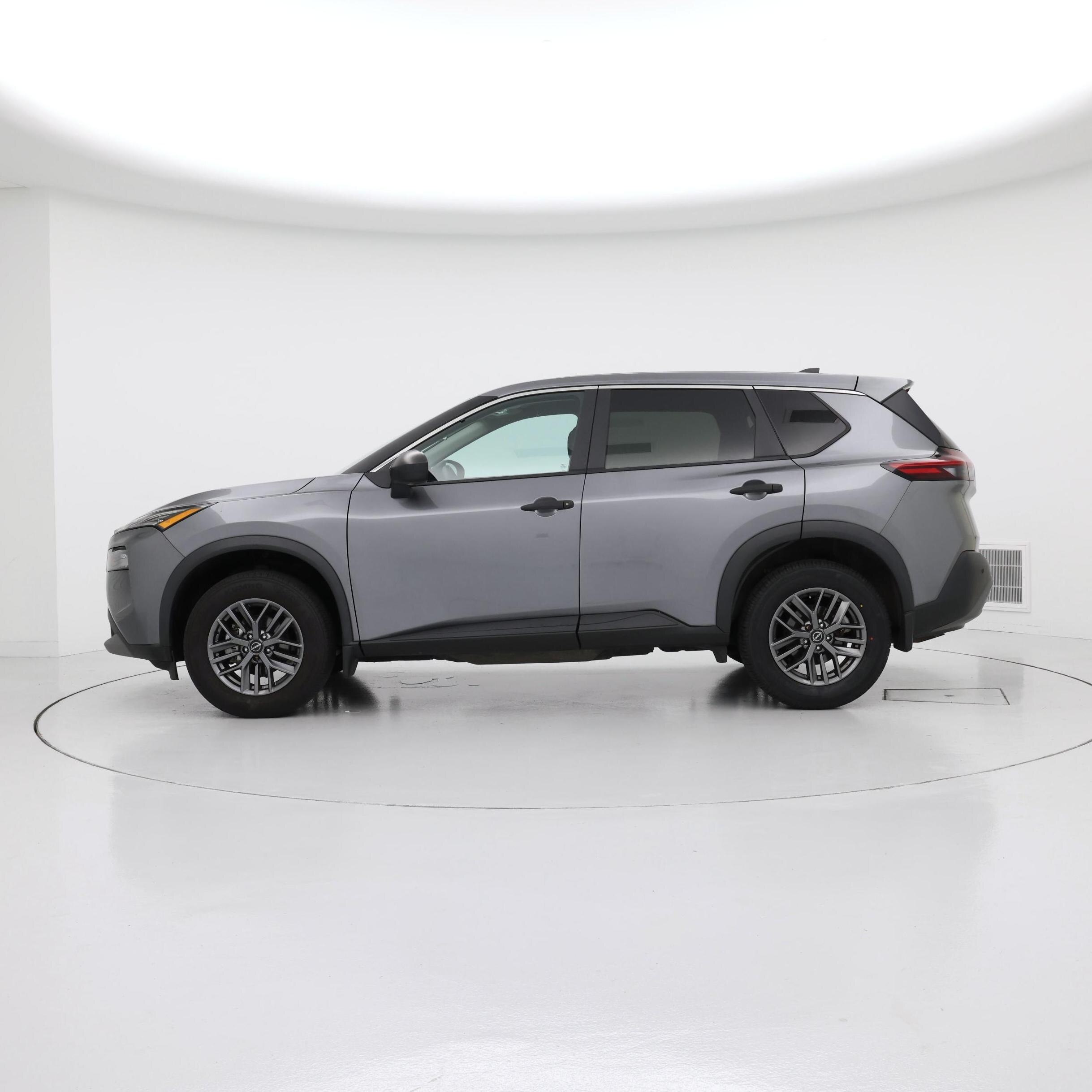 Thumbnail: 2023 Nissan Rogue - 3