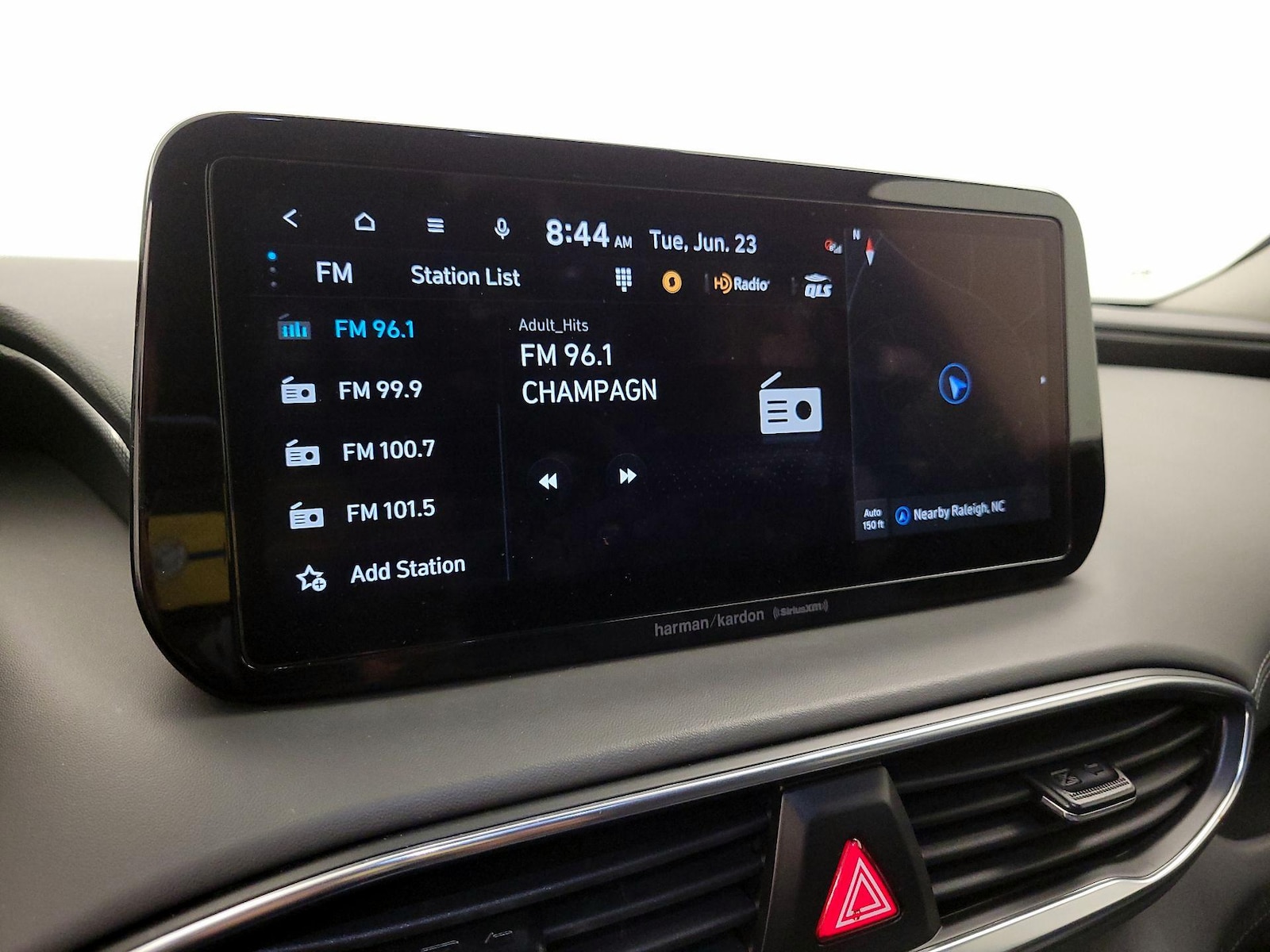 2023 Hyundai Santa Fe Limited - Photo 14