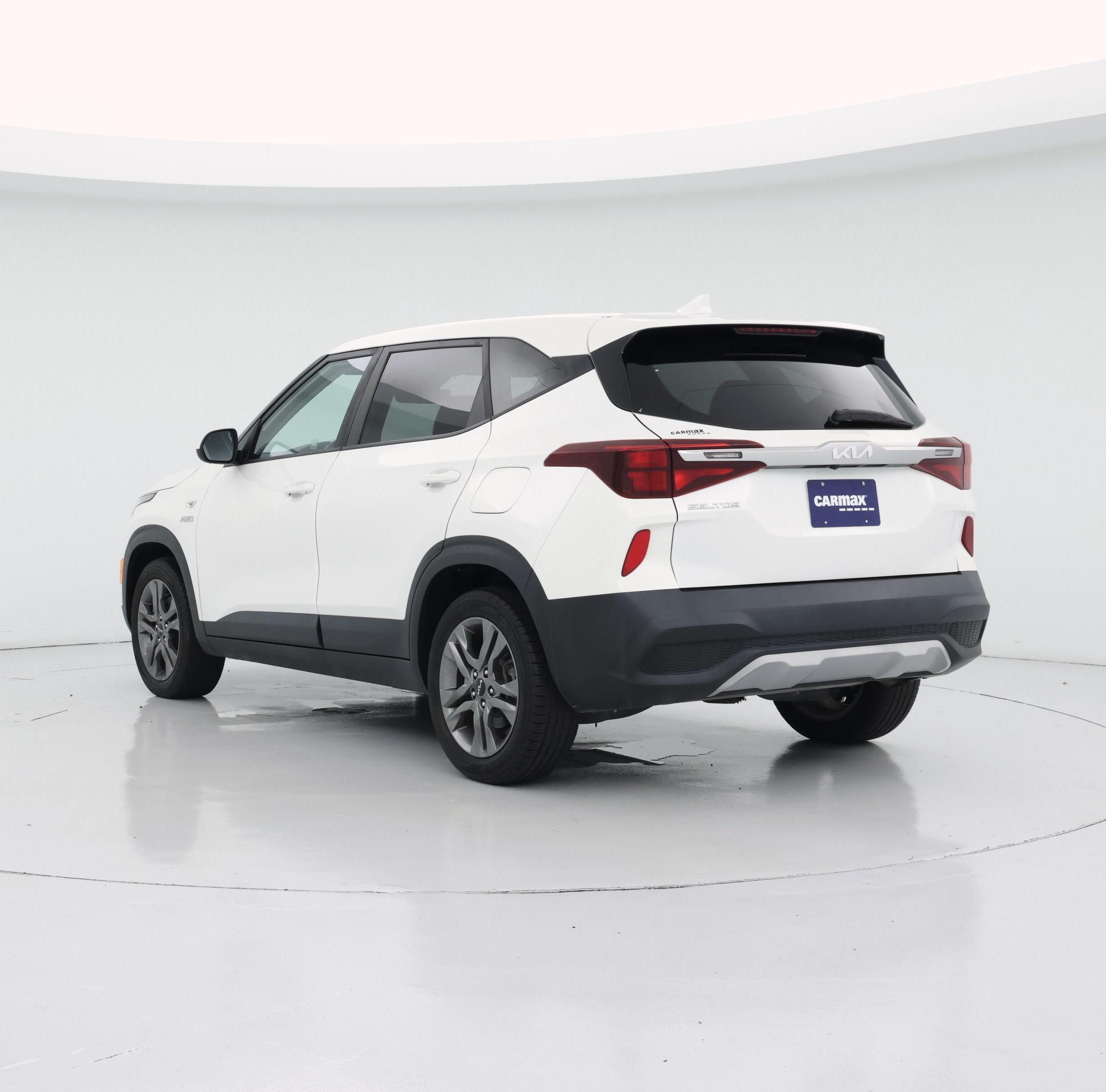 Thumbnail: 2022 Kia Seltos - 2