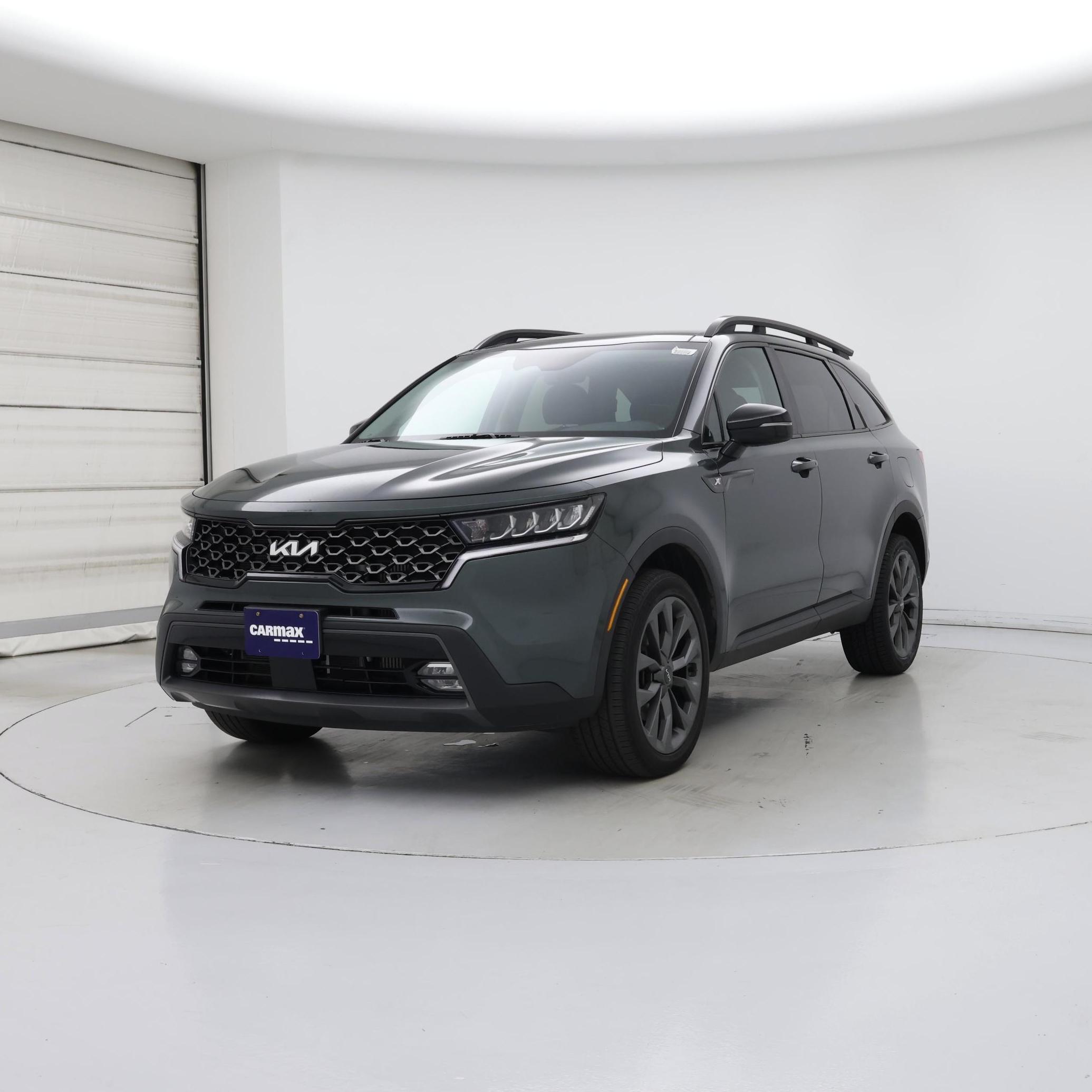 Thumbnail: 2023 Kia Sorento - 4