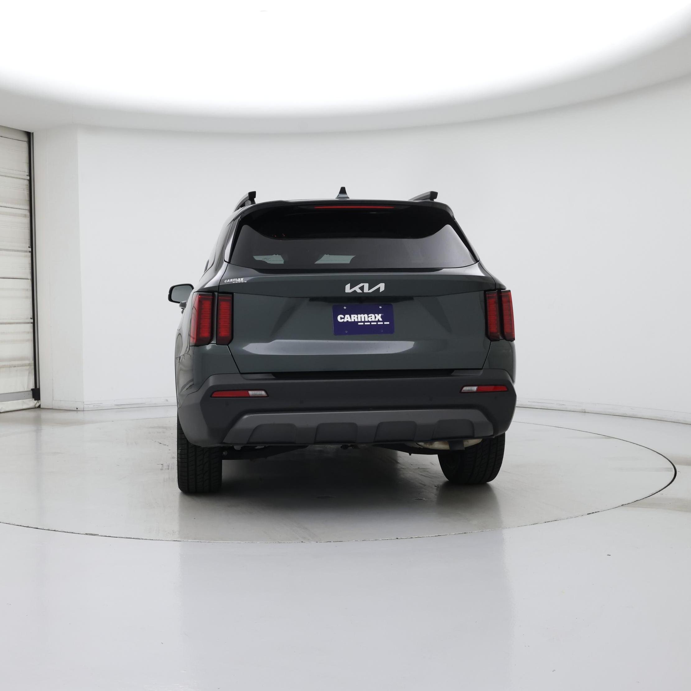 Thumbnail: 2023 Kia Sorento - 6