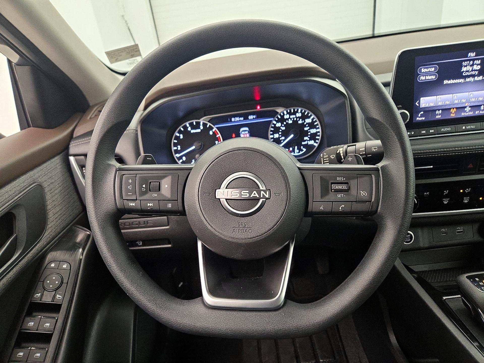 Thumbnail: 2023 Nissan Rogue - 10