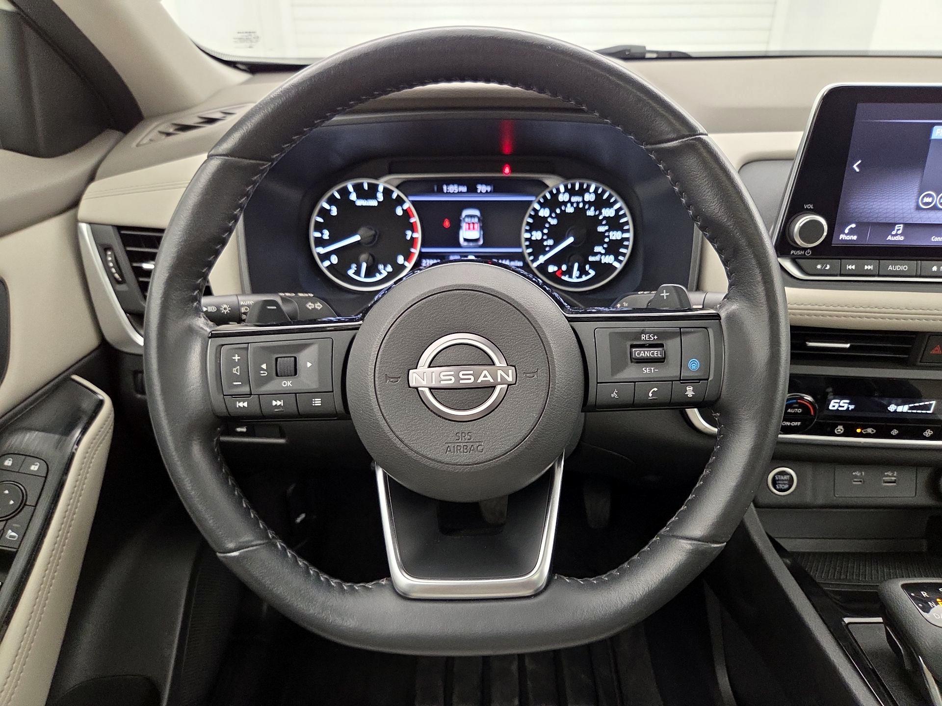 Thumbnail: 2023 Nissan Rogue - 10